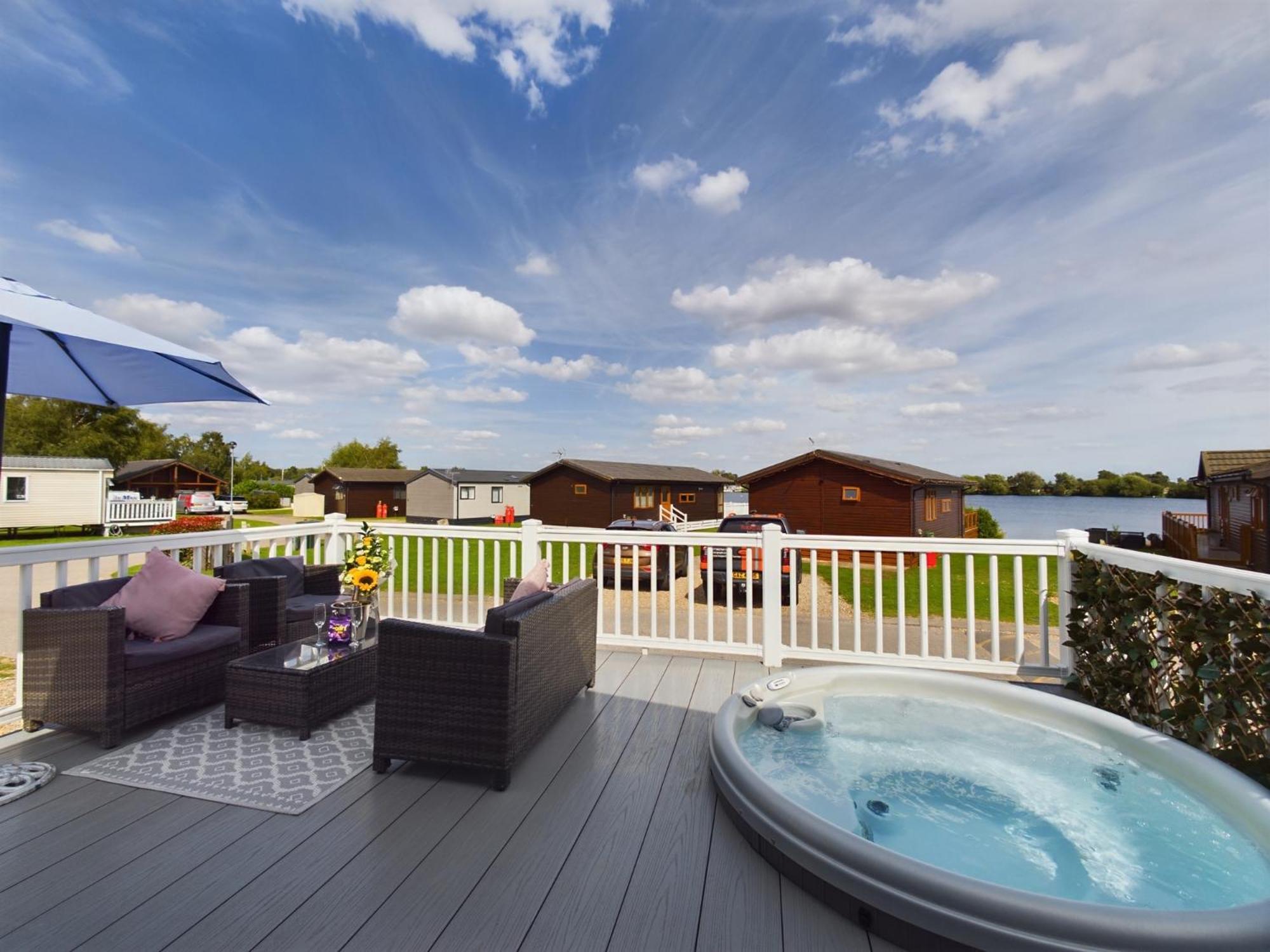 Tattershall Lakes Mini Breaks - Gibson Close Holiday home *