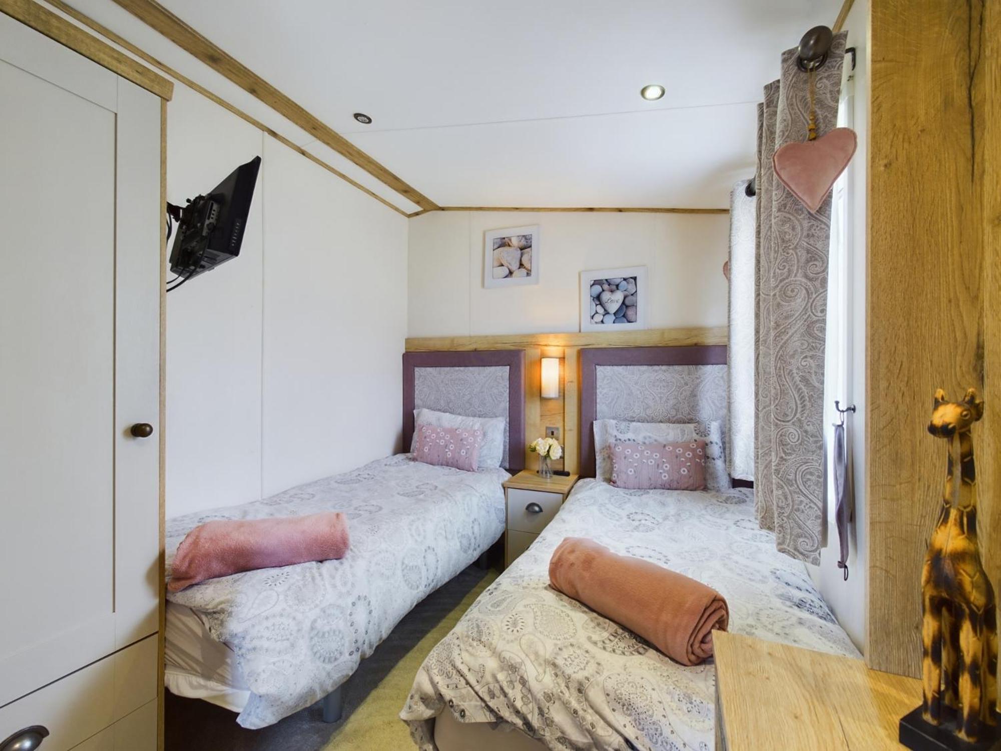 Tattershall Lakes Mini Breaks - Gibson Close * Lincoln