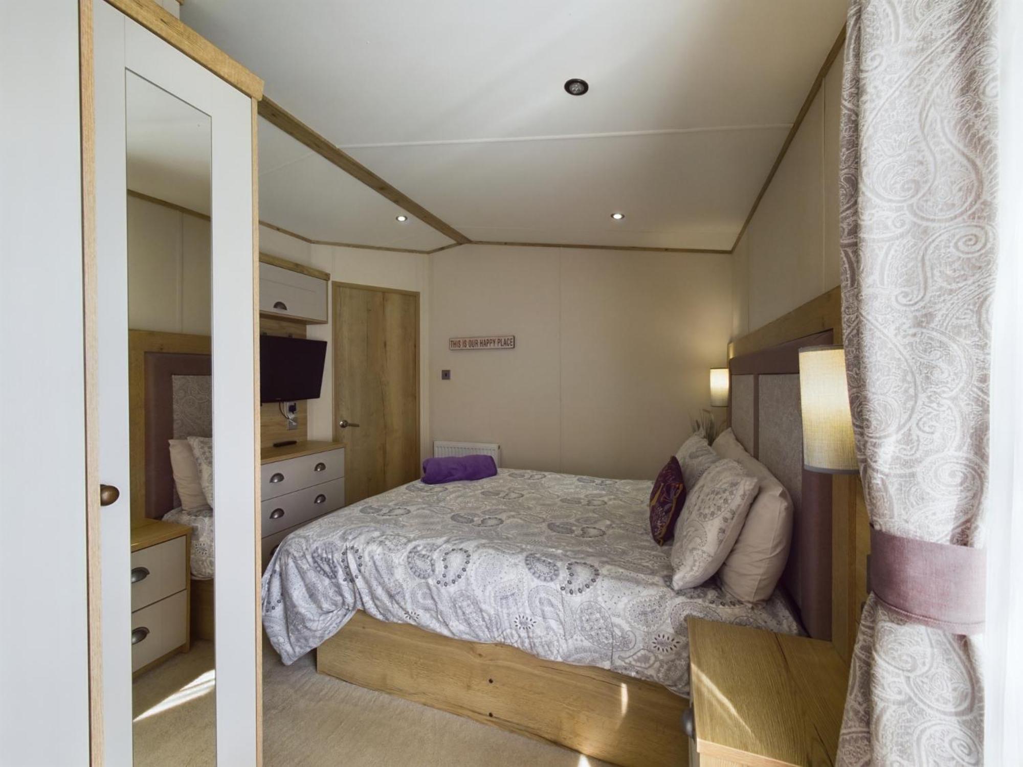 Tattershall Lakes Mini Breaks - Gibson Close Holiday home *