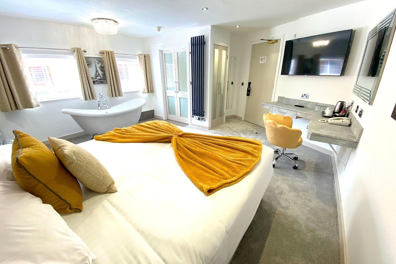 Hotel Damon's 4*