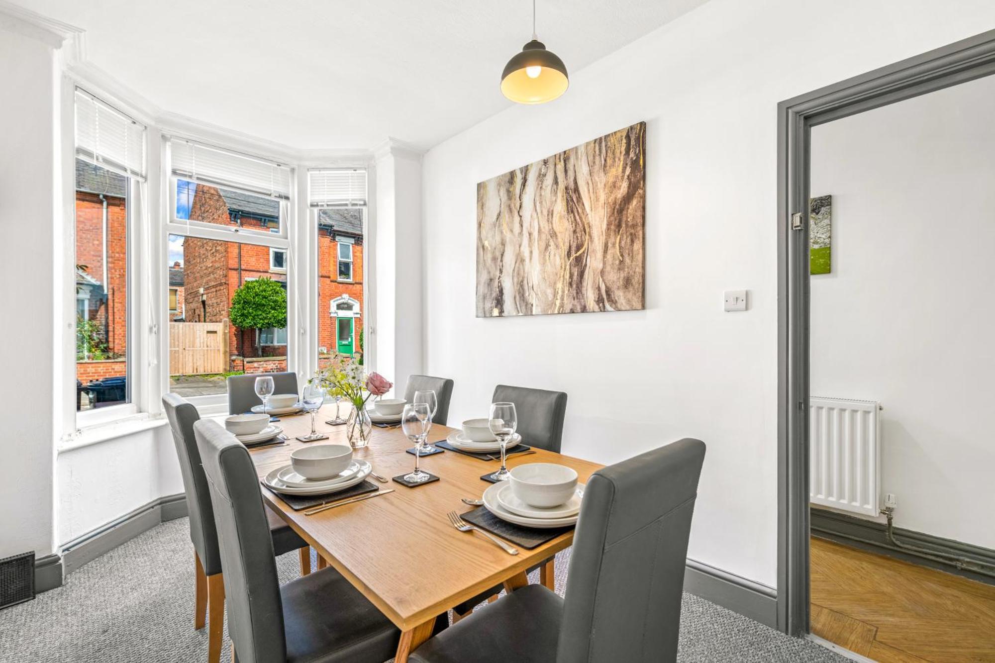 Holiday home Lincoln House Close To City And University!