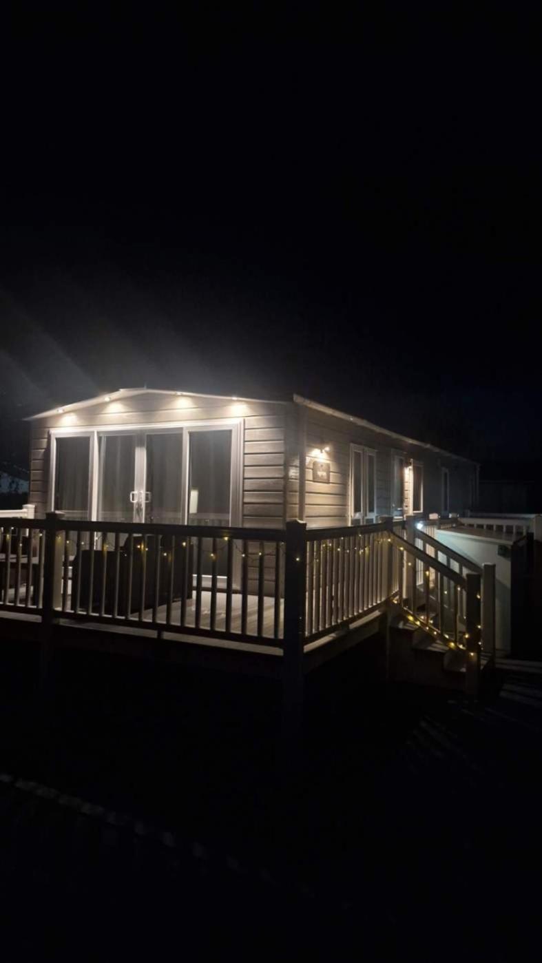 Ellis Retreats At Tattershall Lakes