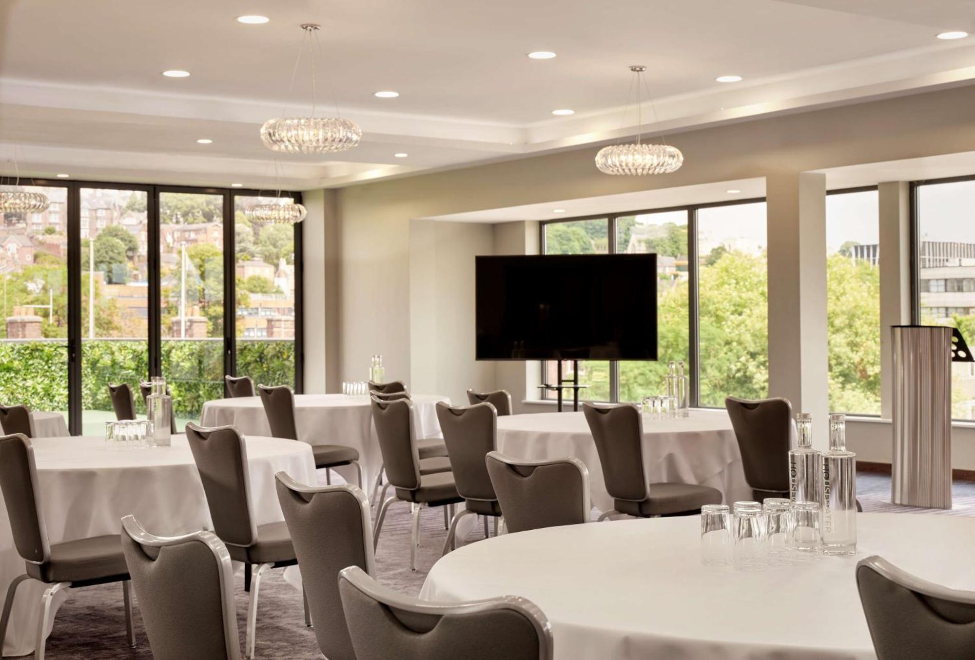 Hotel Doubletree By Hilton Lincoln