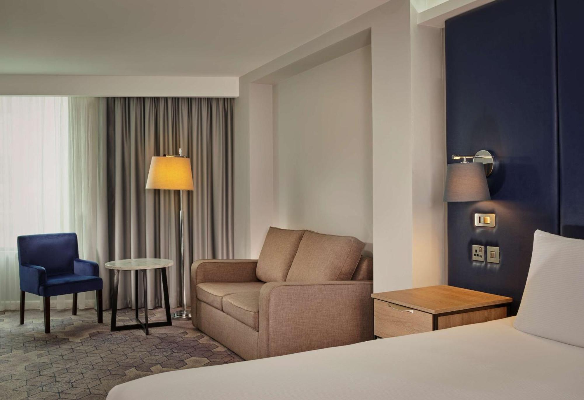 Doubletree By Hilton 4*