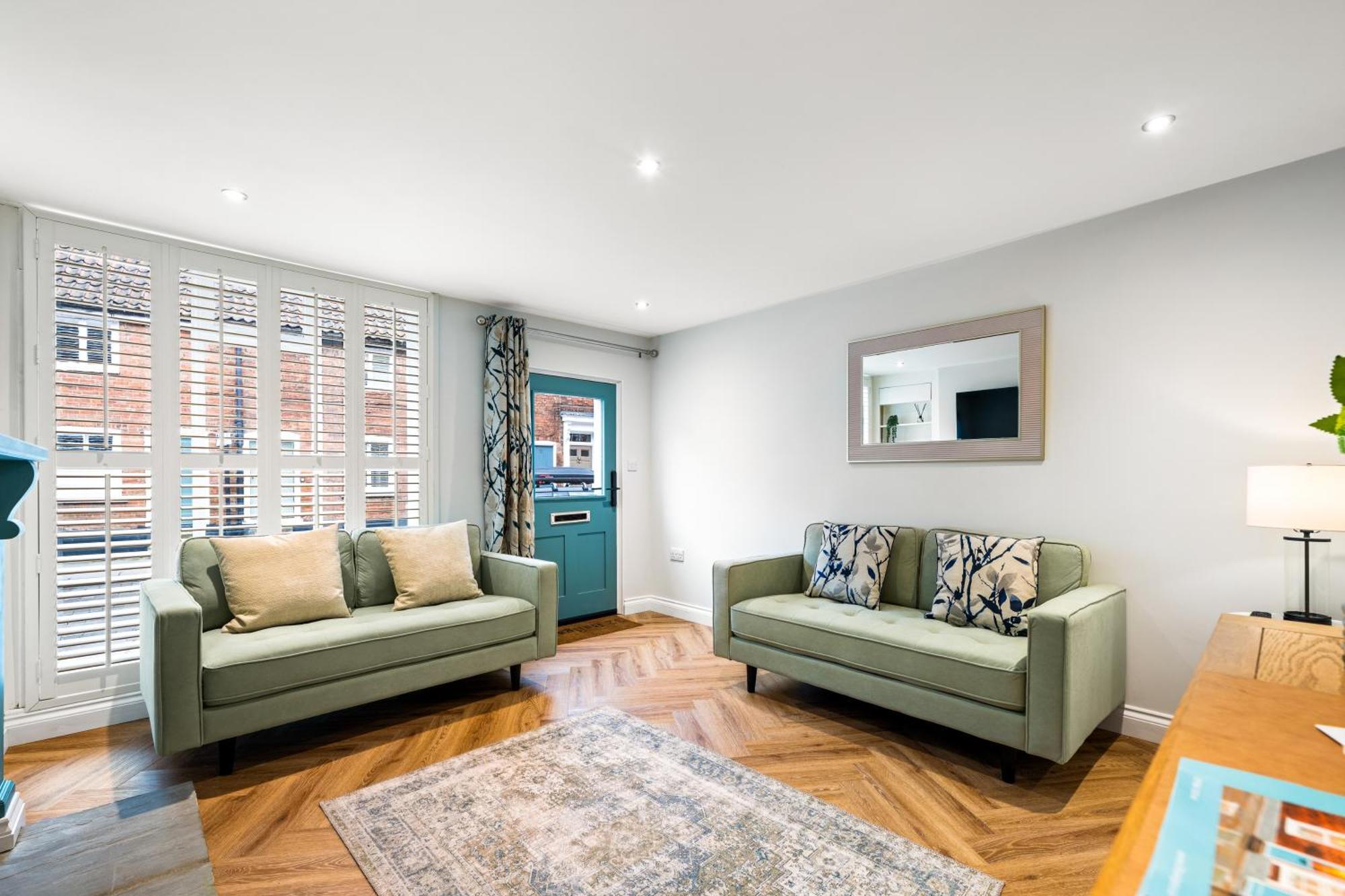 32 Bailgate, Holiday home