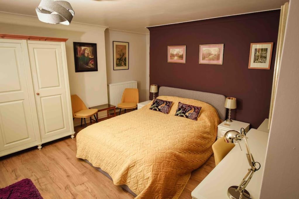 Southdene * Lincoln