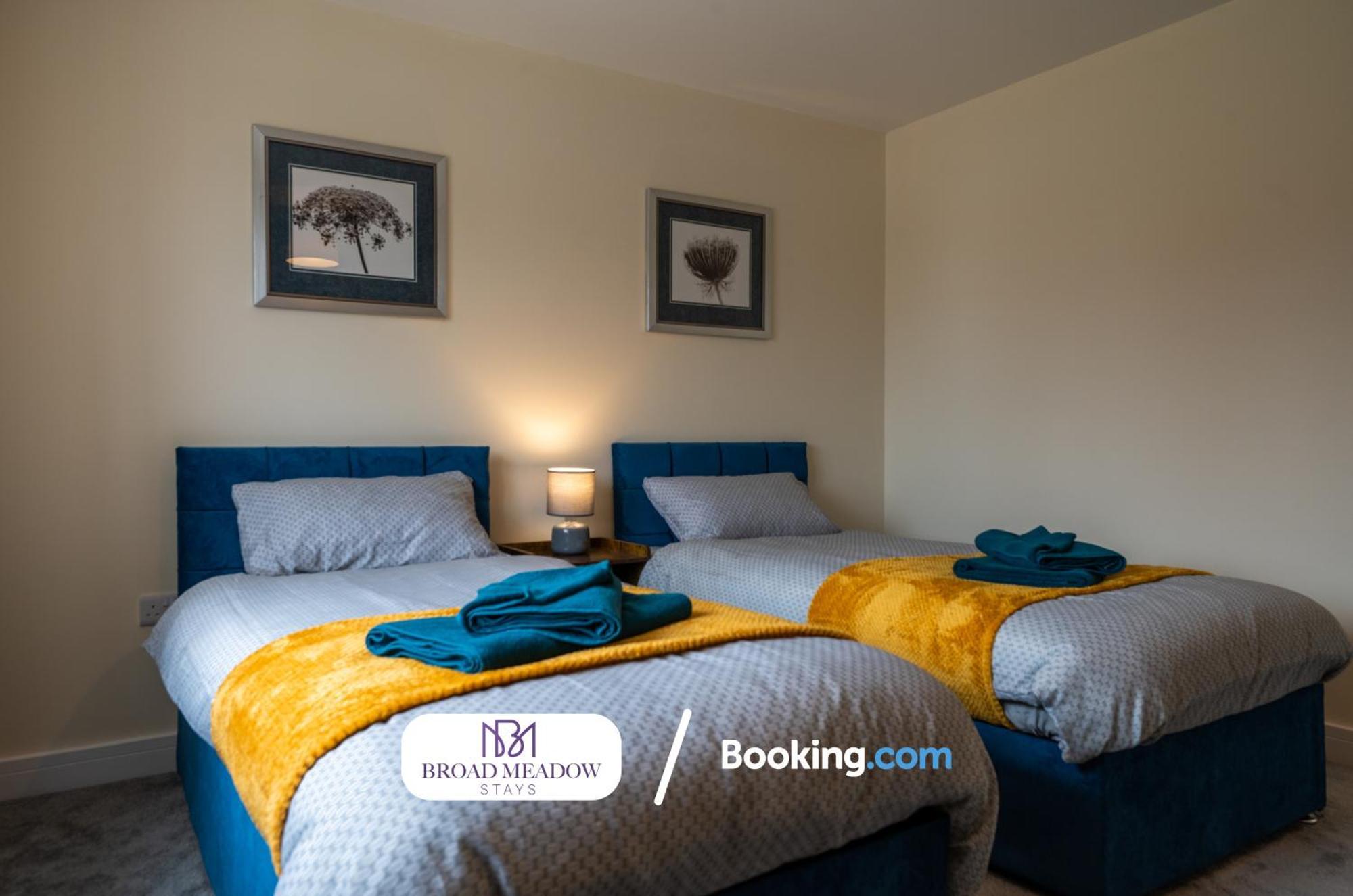 Broad Meadow Stays: Campbell House - New 2-bed Garden Retreat Holiday home Lincoln