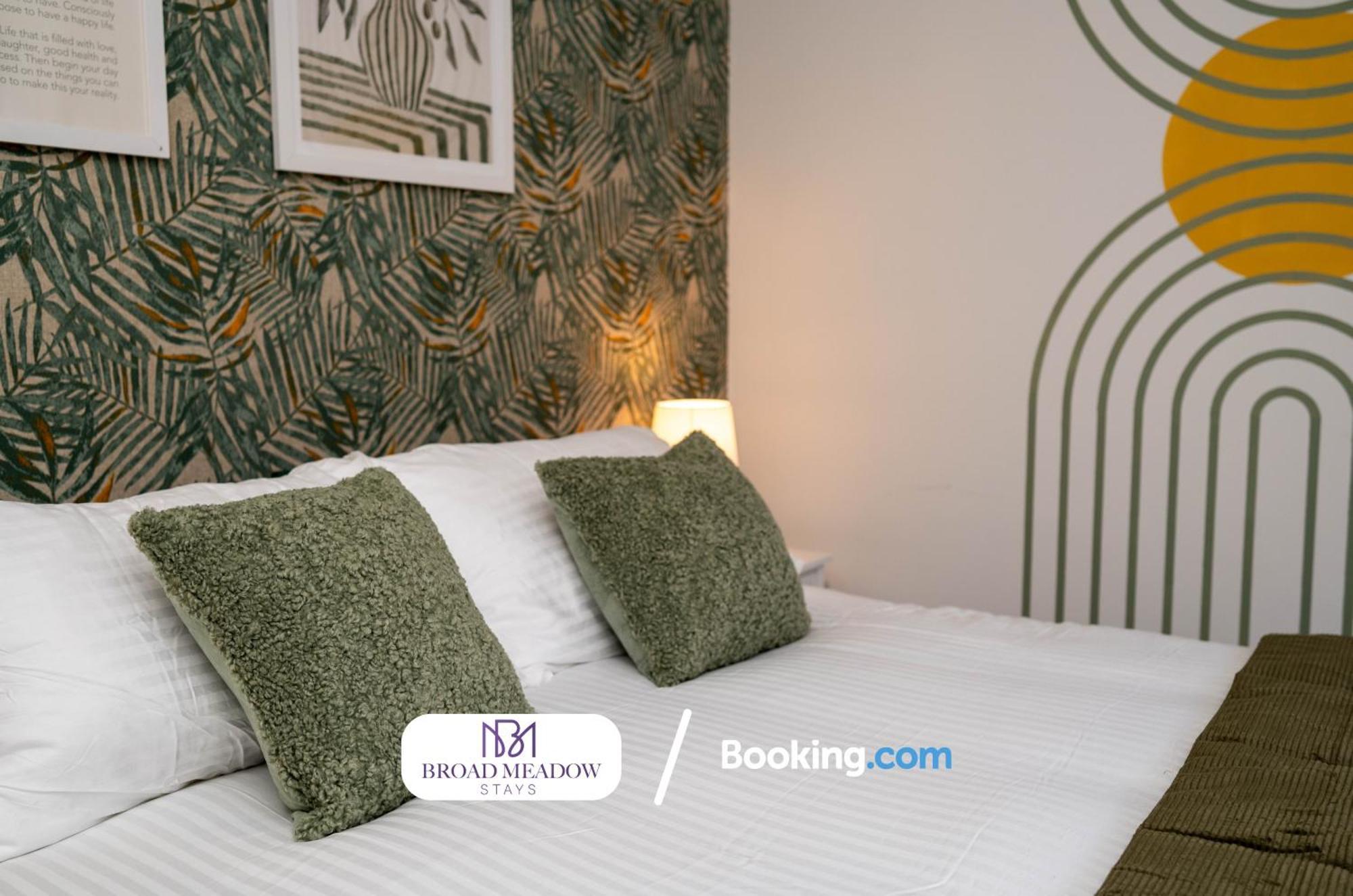 Urban Escape L Last-minute Special L Sleeps 6 L 3-bed By Broad Meadow Stays, L Free Wi-fi L Monks