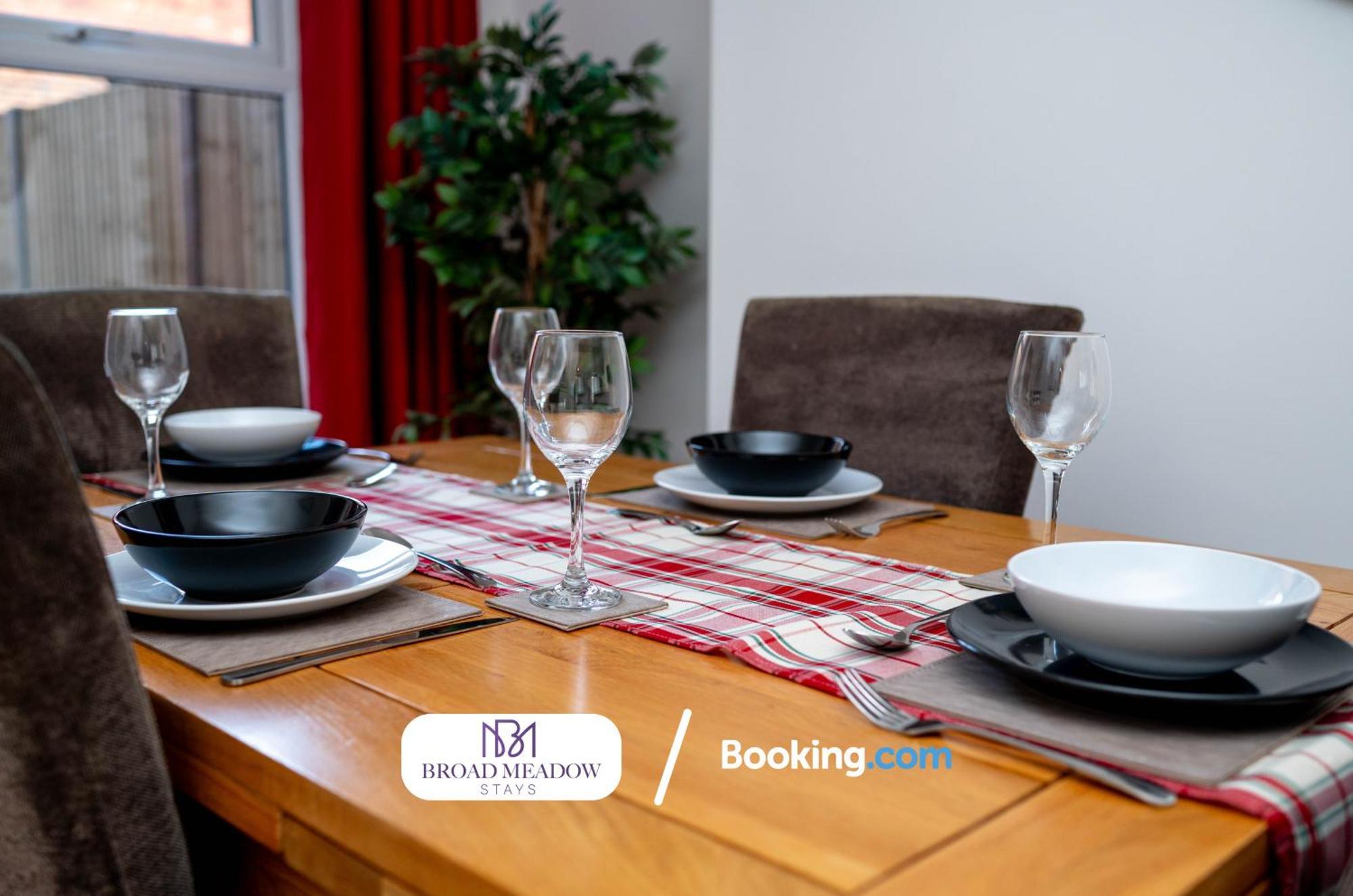 Urban Escape L Last-minute Special L Sleeps 6 L 3-bed By Broad Meadow Stays, L Free Wi-fi L Monks Lincoln