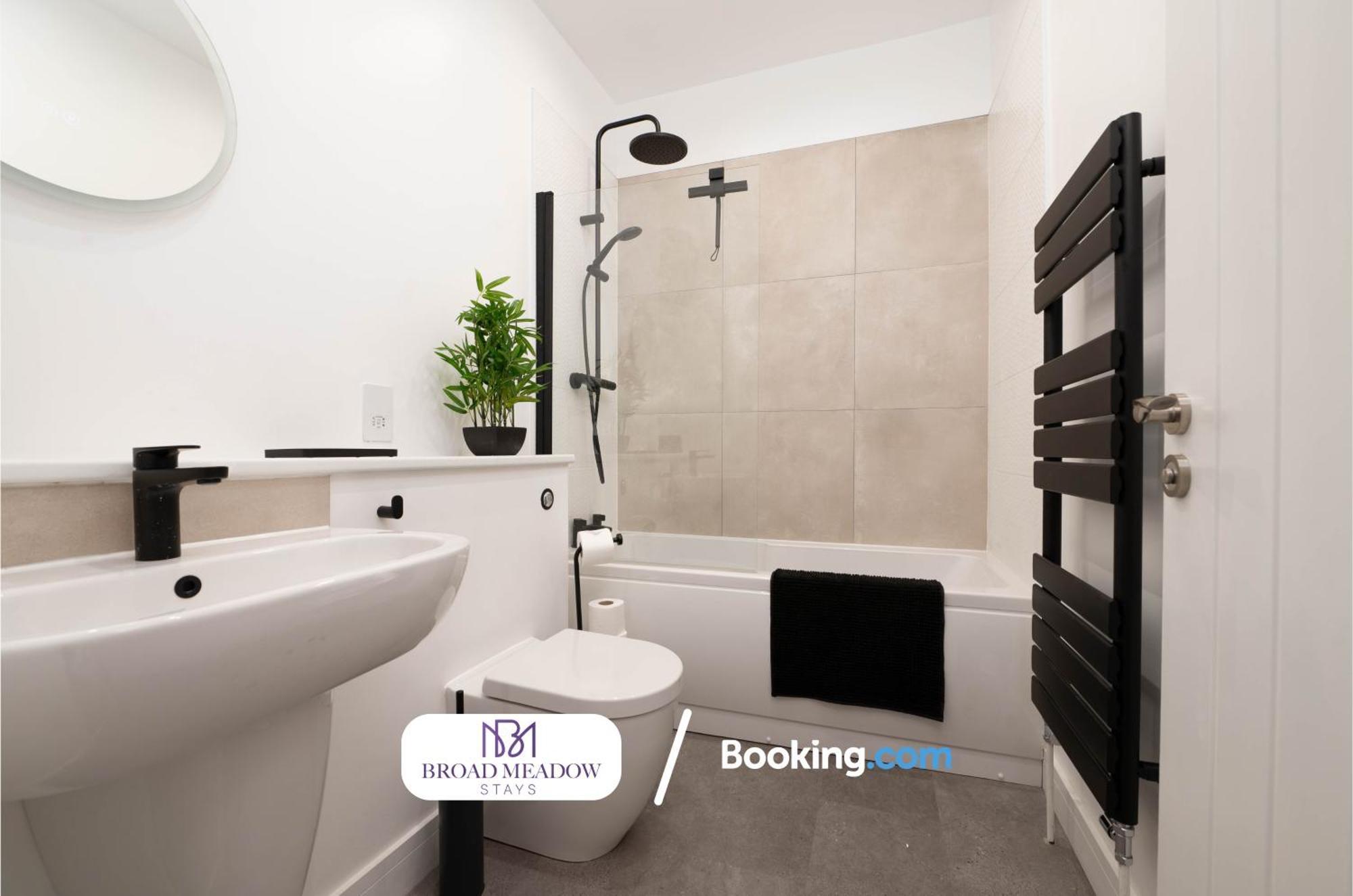 Holiday home Urban Escape L Last-minute Special L Sleeps 6 L 3-bed By Broad Meadow Stays, L Free Wi-fi L Monks Lincoln