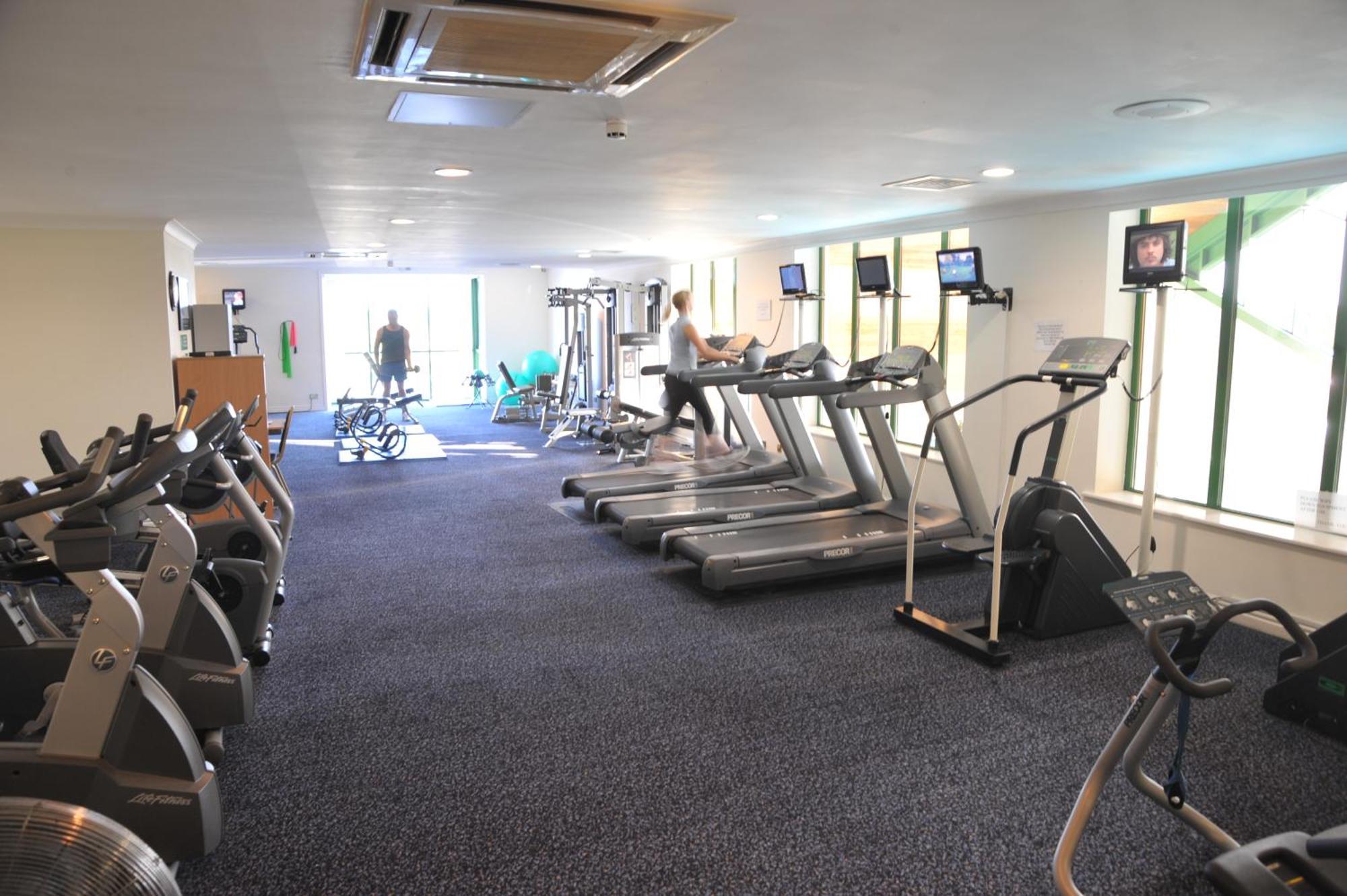 Western Bentley Hotel, Leisure Club &