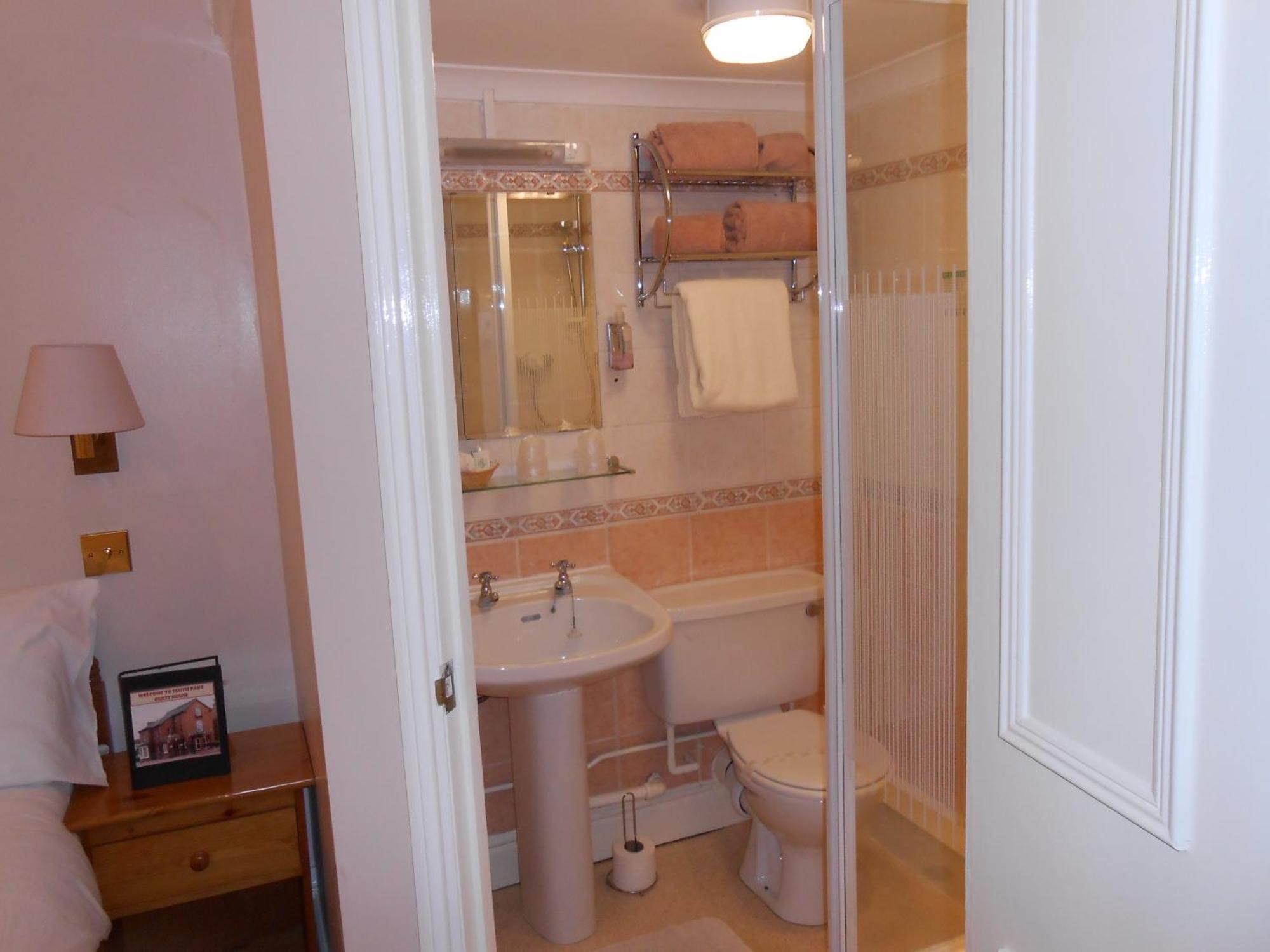 Guest house South Park 4*