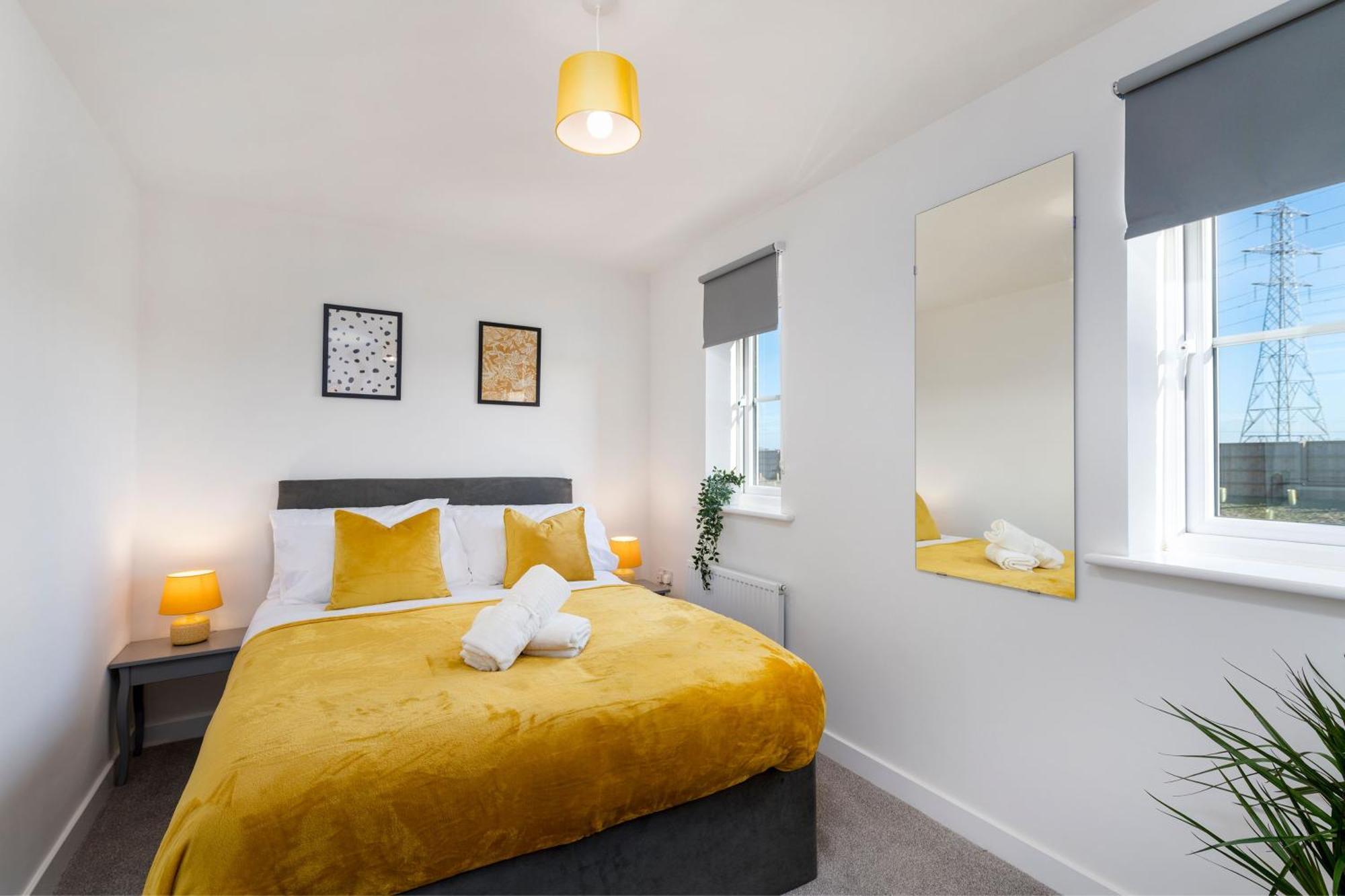 The Holt-ideal For Contractors- Sylish 2 Bedrooms Apartment-parking *