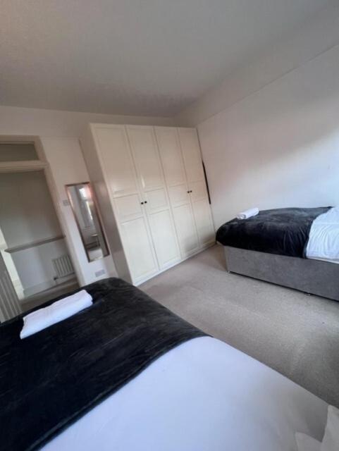 Cathedral View-2 Br-parking-ideal For Contractors *