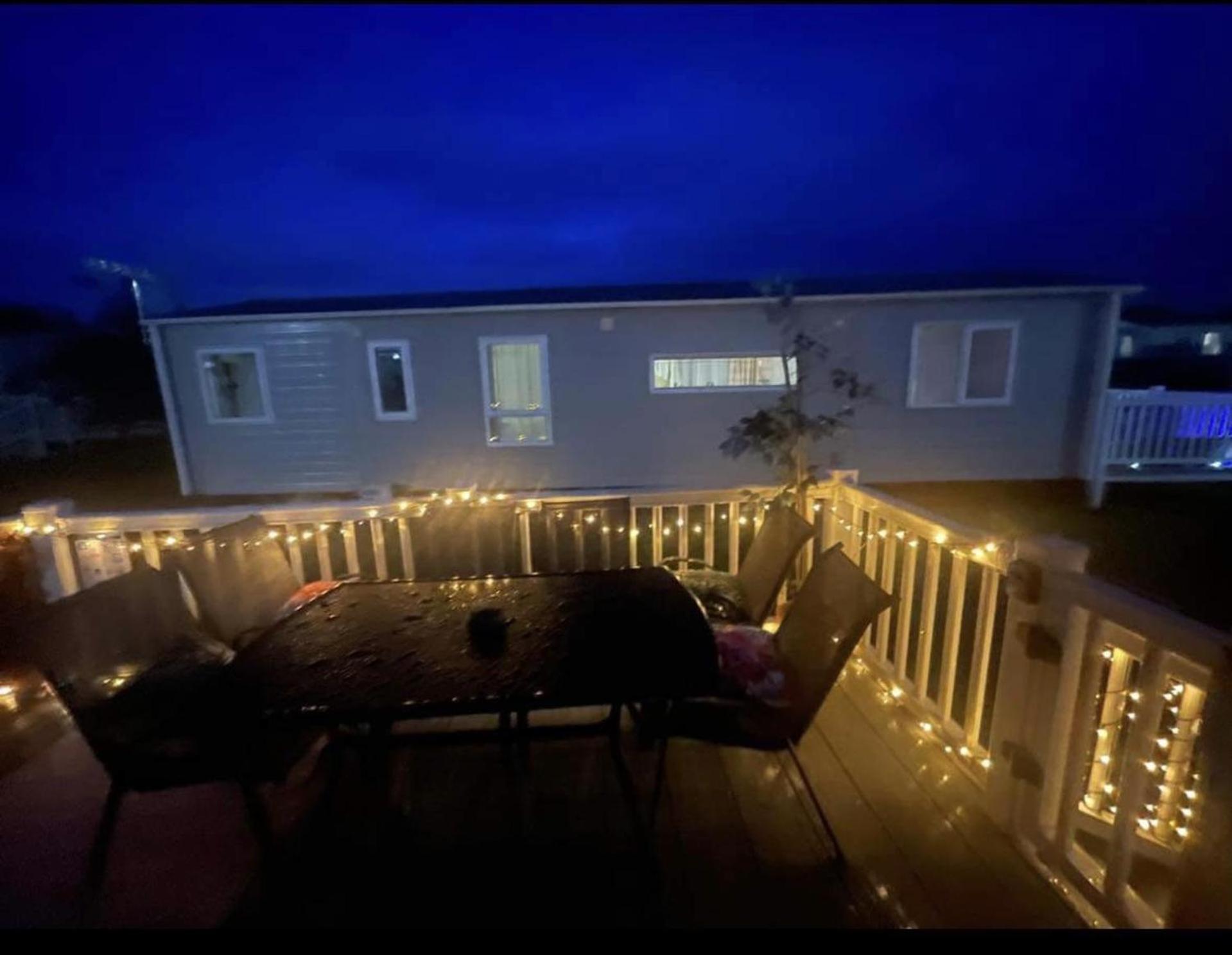Tattershall Lakes Pet Friendly Hot Tub Breaks * Lincoln
