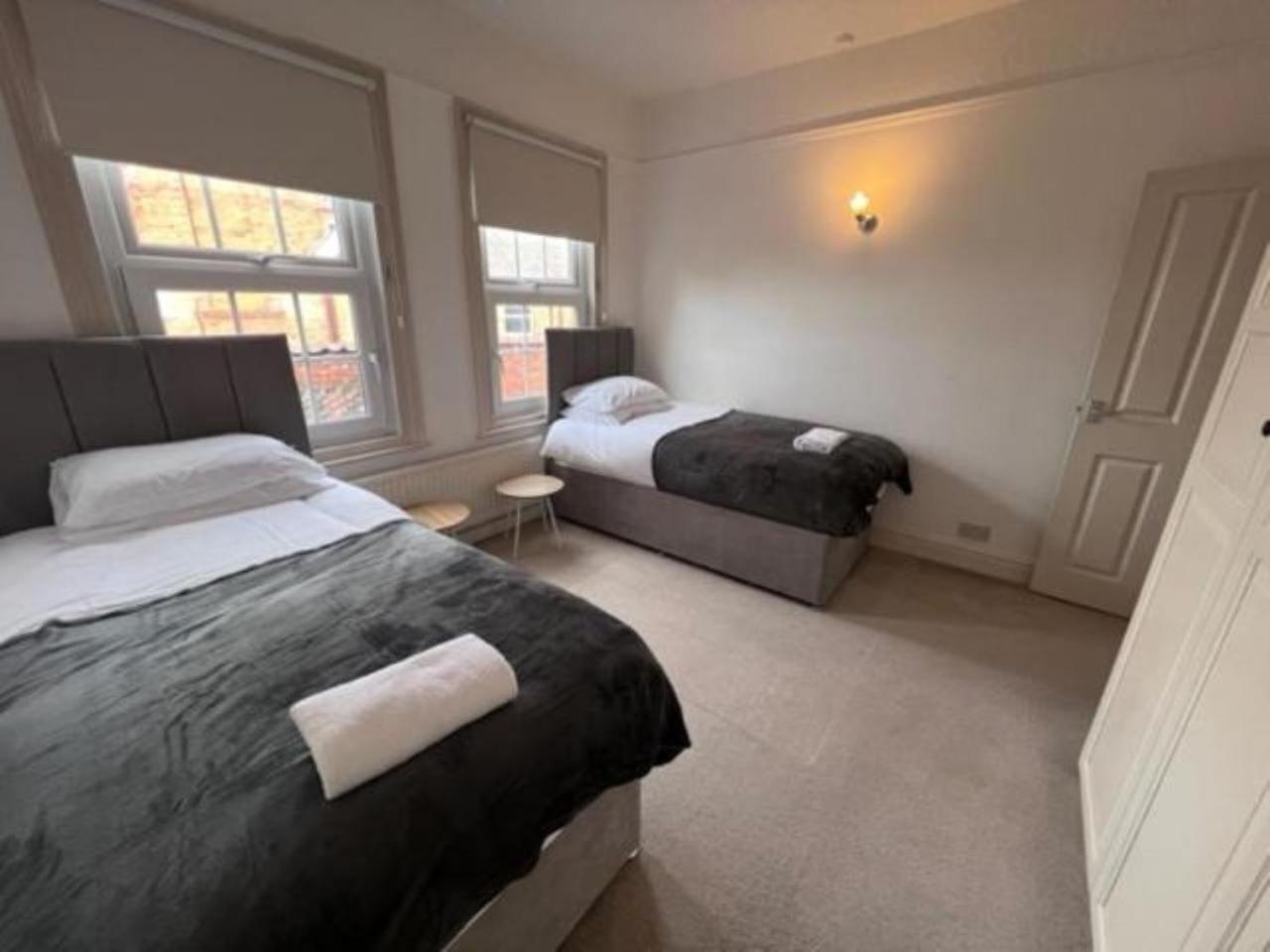 Cathedral View-2 Br-parking-ideal For Contractors * Lincoln