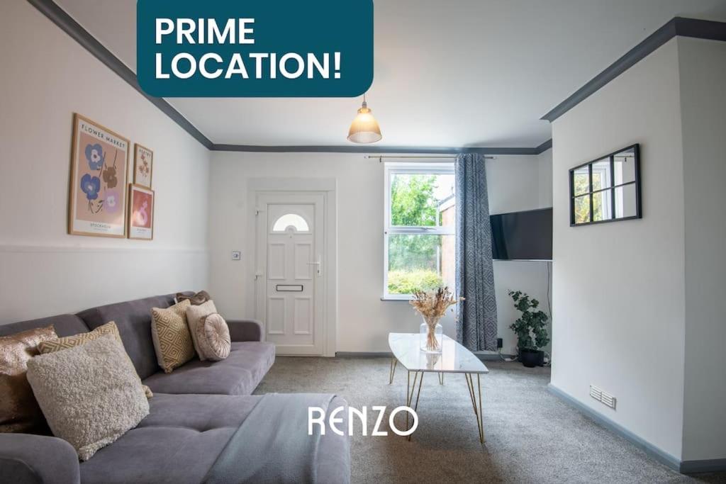 Apartment Bright And Warm In By Renzo, Free Wi-fi, Perfect For Staycations! Lincoln