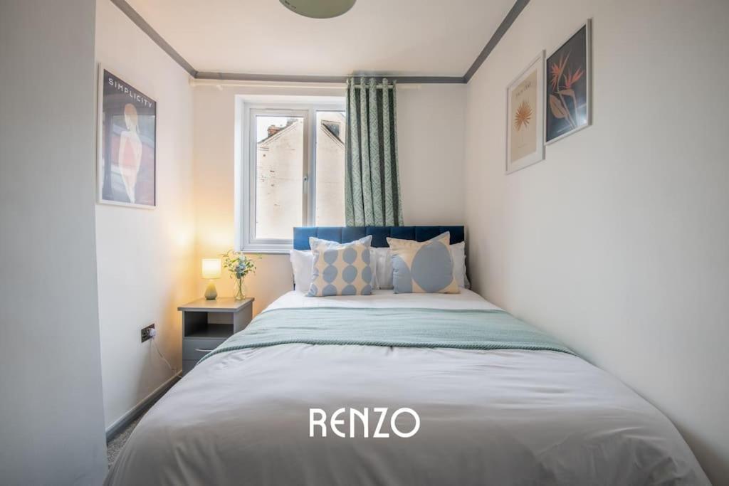 Apartment Bright And Warm In By Renzo, Free Wi-fi, Perfect For Staycations! Lincoln