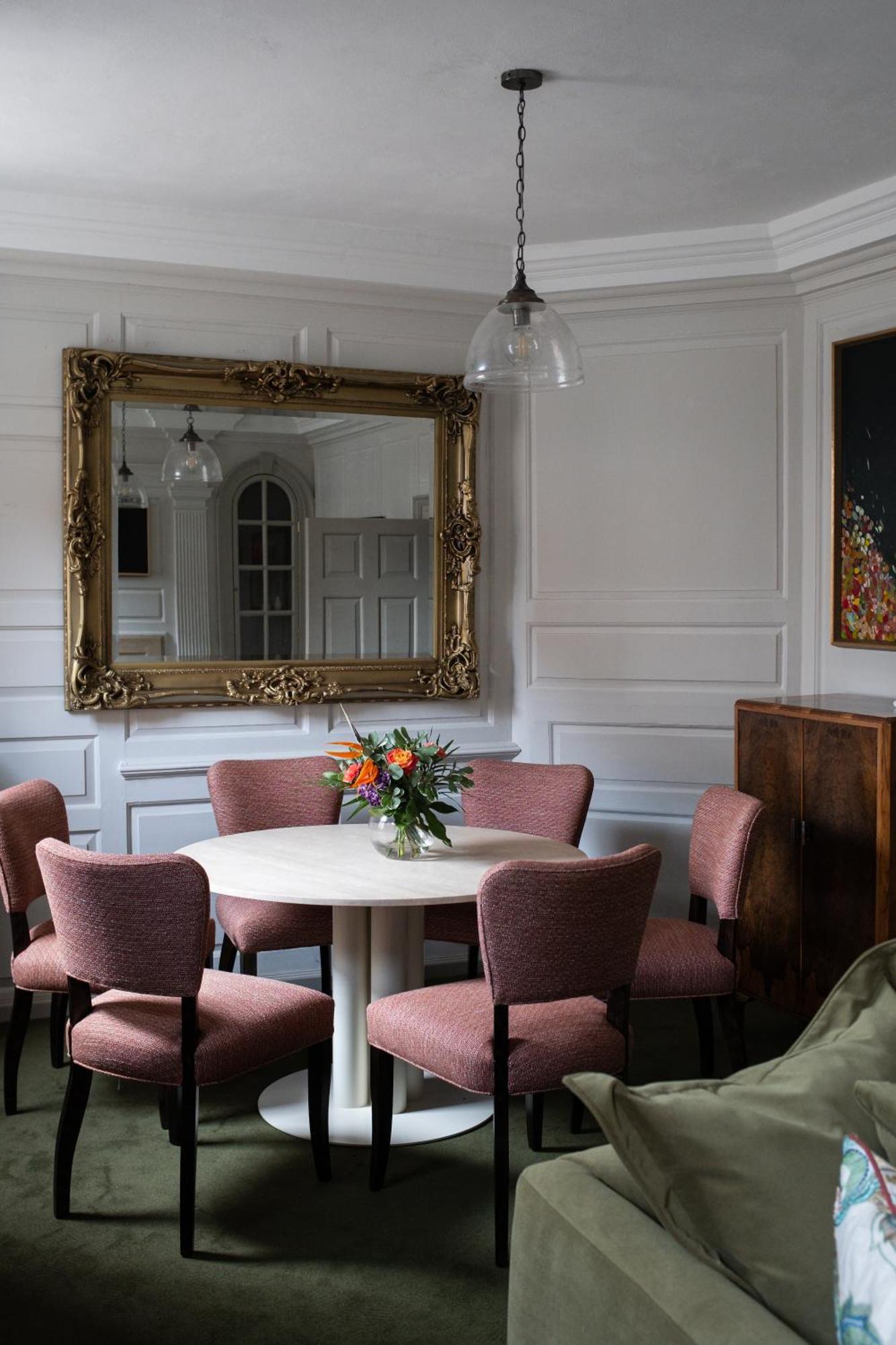 The White Hart Hotel