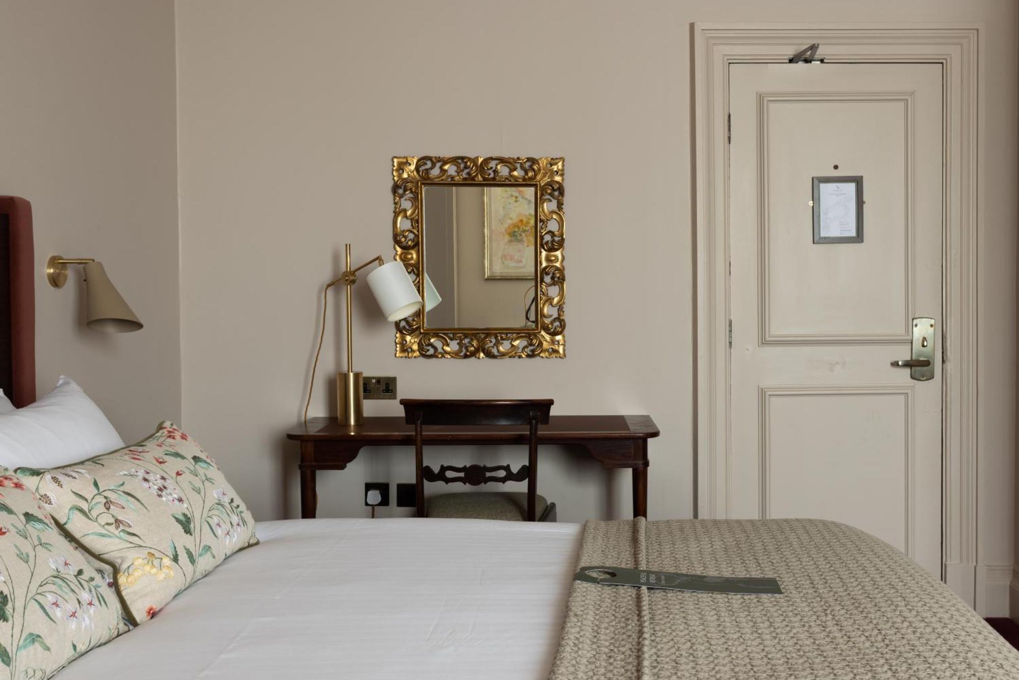 Hotel The White Hart