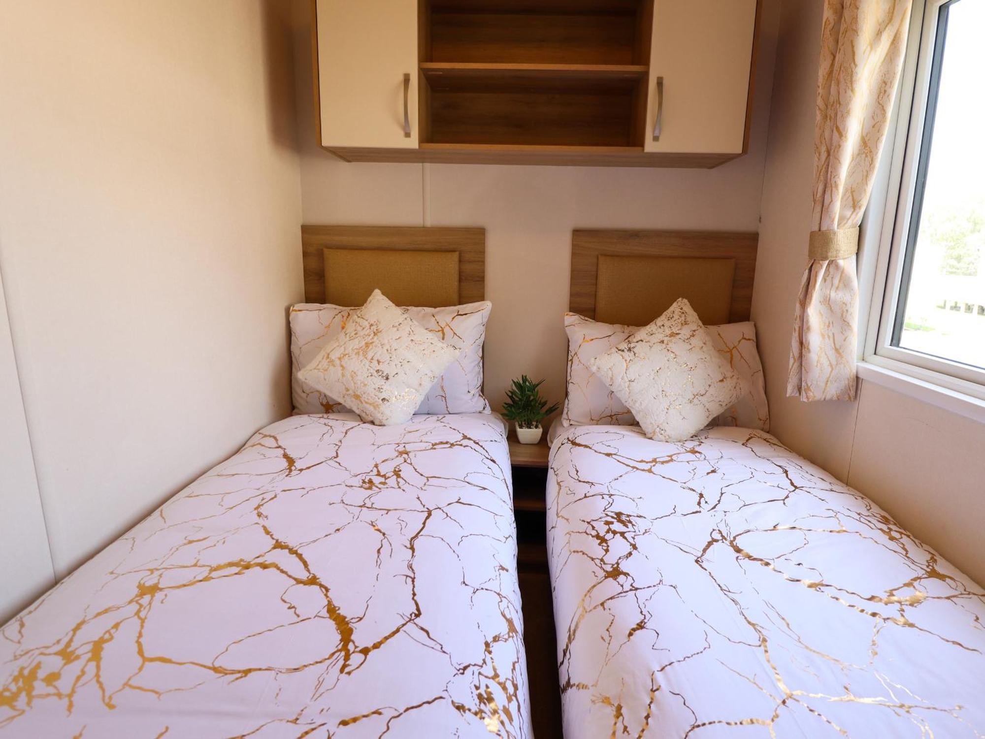 25 Kingfisher Court Holiday home *