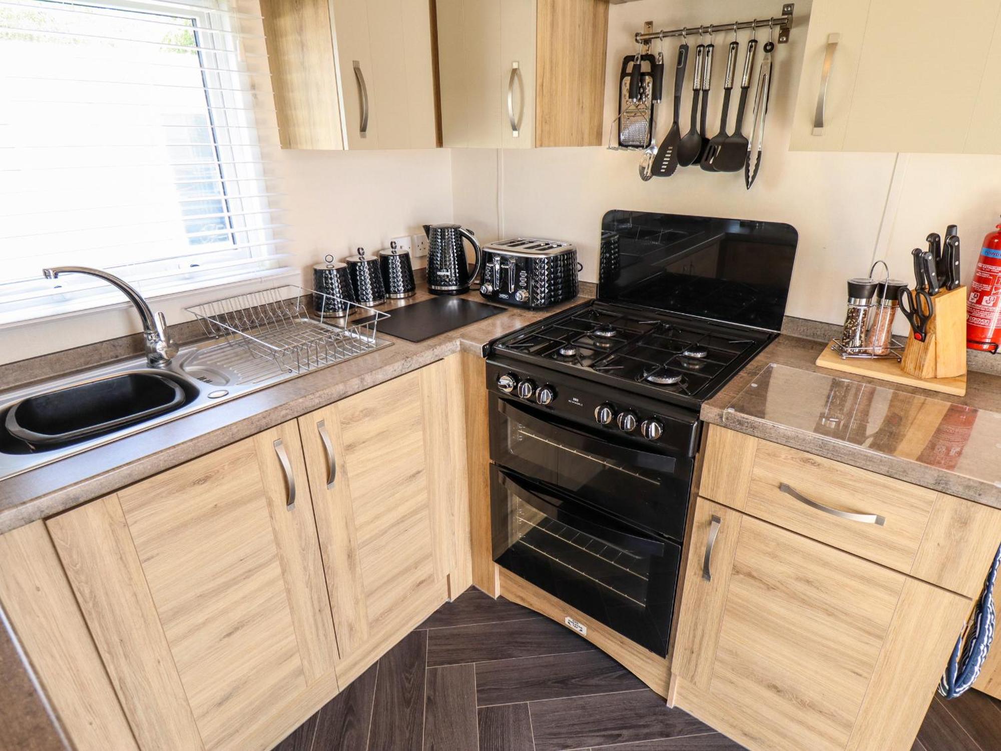 25 Kingfisher Court * Lincoln