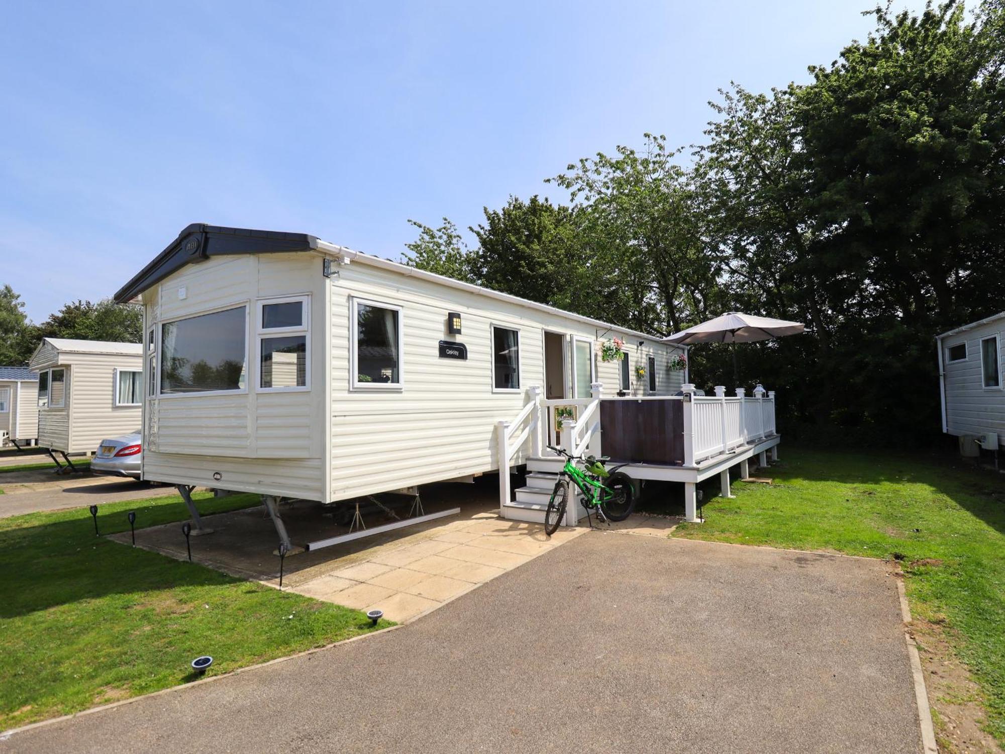 25 Kingfisher Court *