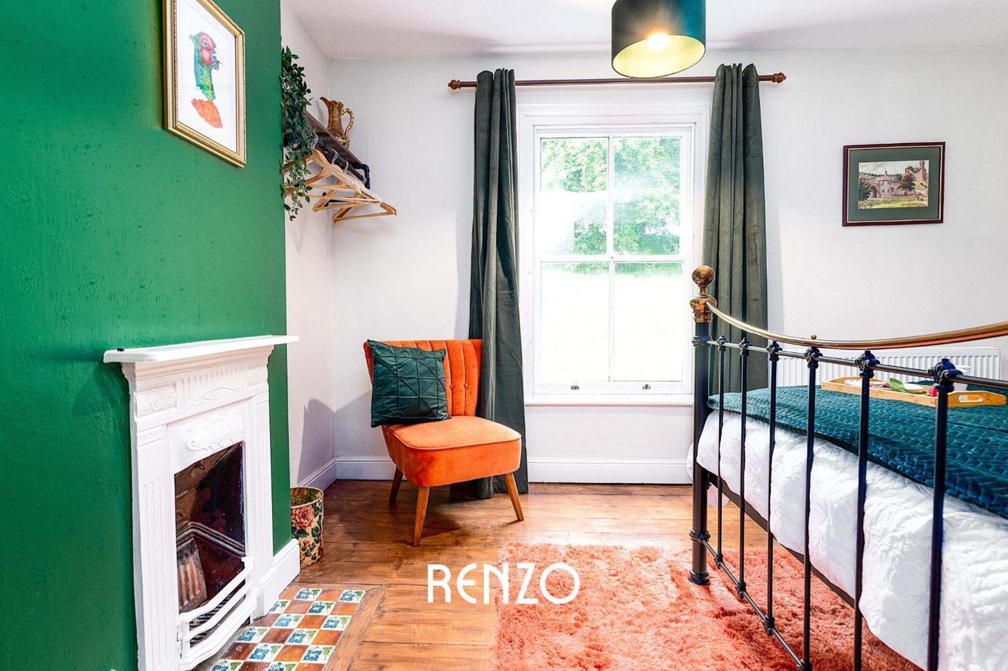 Immaculate And Bright 3-bed In By Renzo, Close To Hospital, Free Wi-fi!