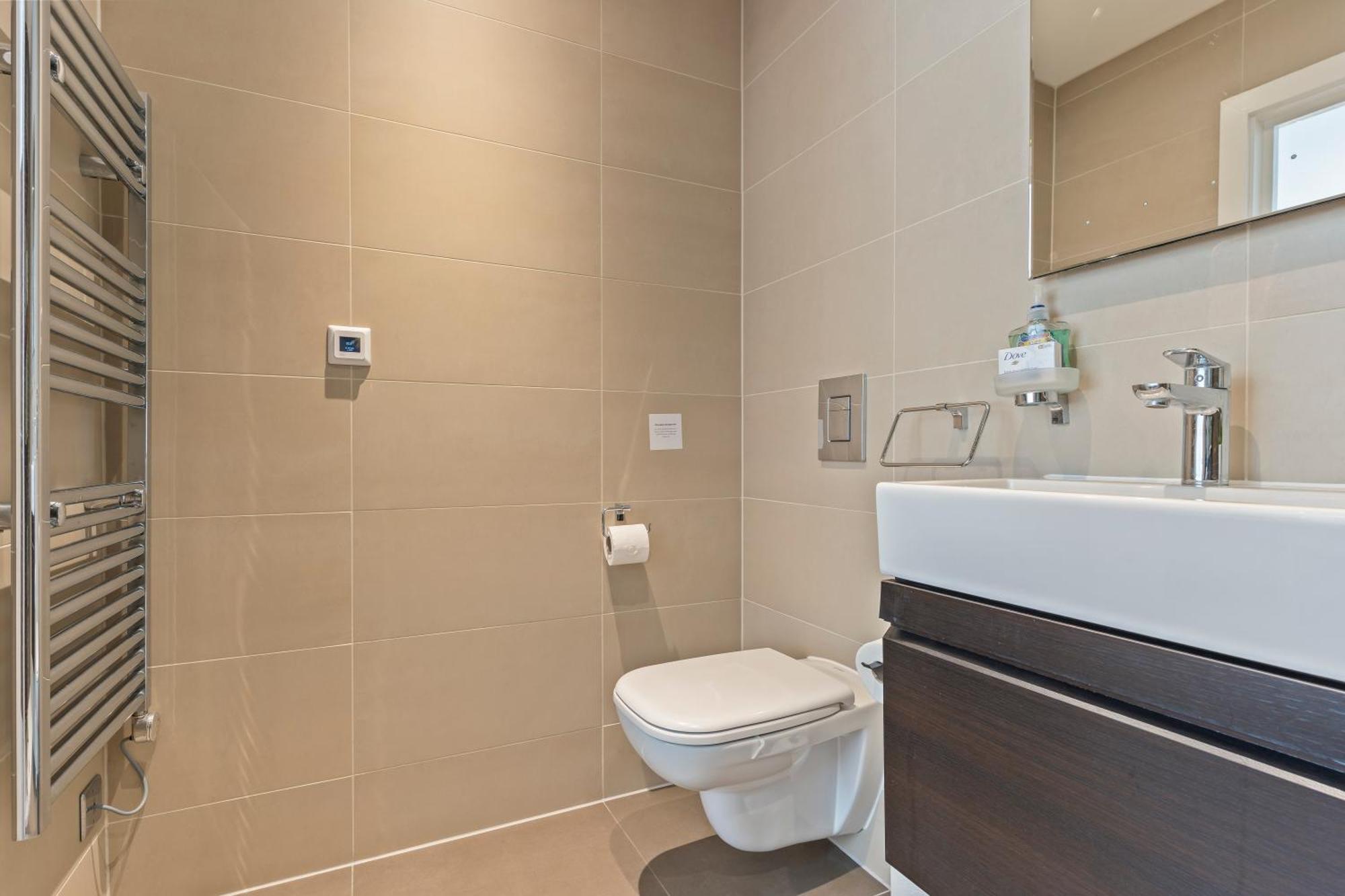 Designer Apt In Central - Sleeps 6 Lincoln
