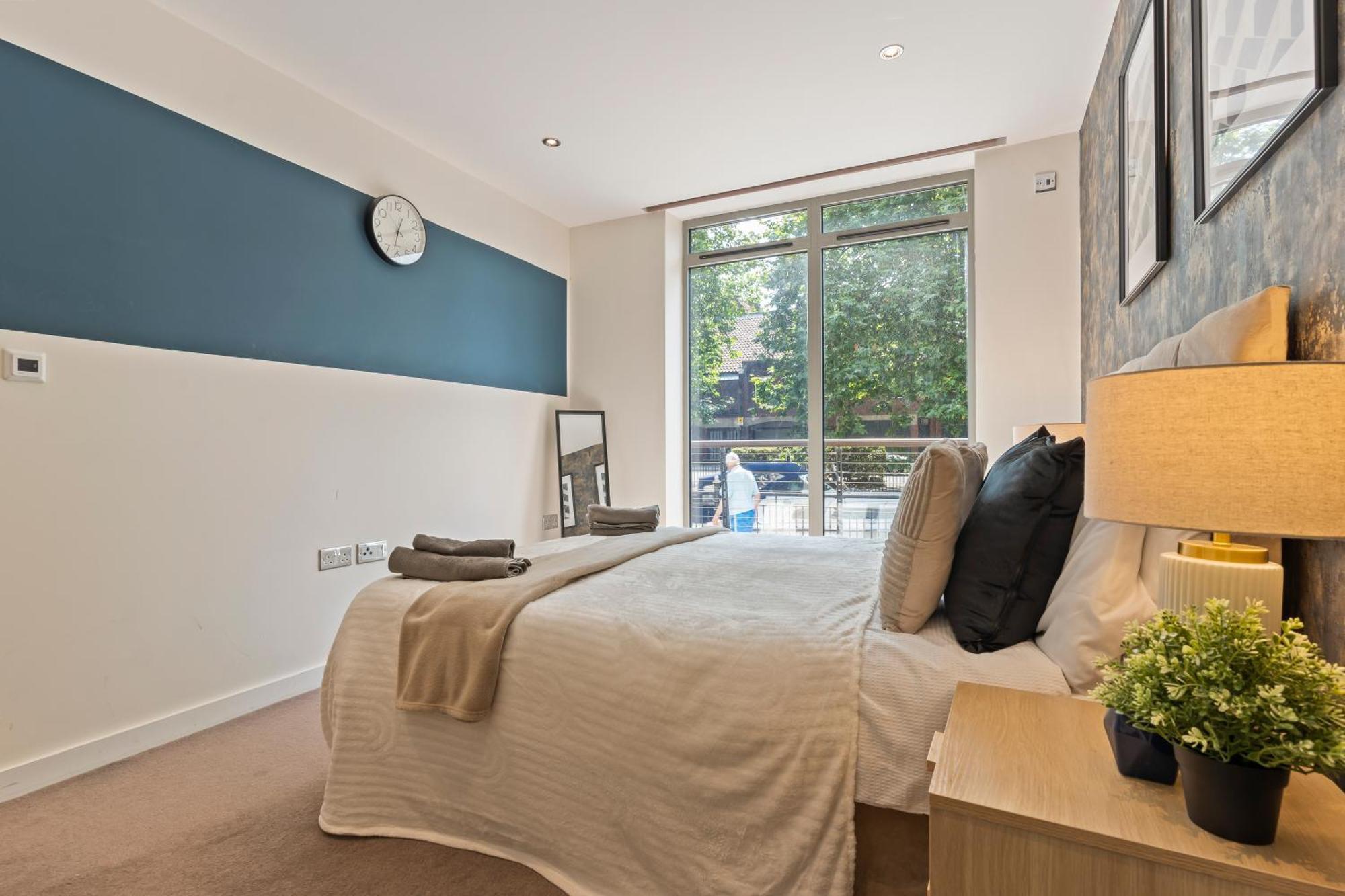 Designer Apt In Central - Sleeps 6 Apartment *