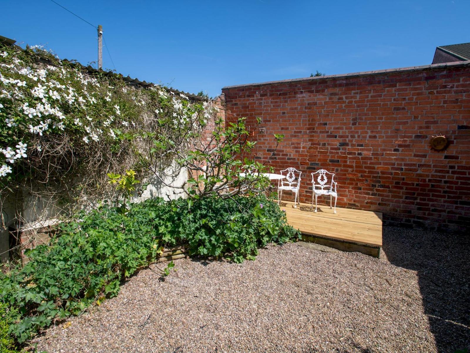 Family House With Stunning Mill View Pass The Keys Lincoln