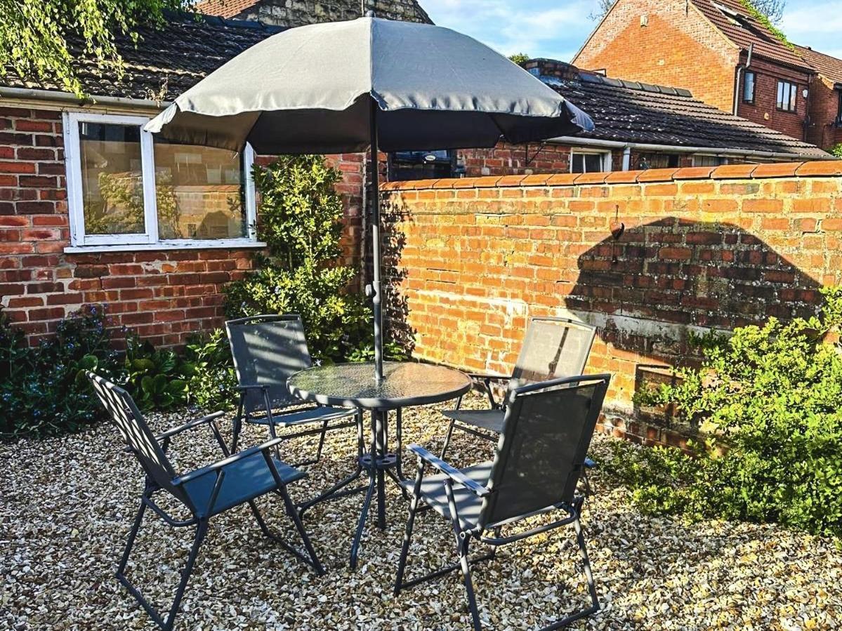 Cecil House - Stylish 2-bed, Sleeps 5 Guests, Free Parking, Close To Cathedral, Bars & Restaurants Holiday home