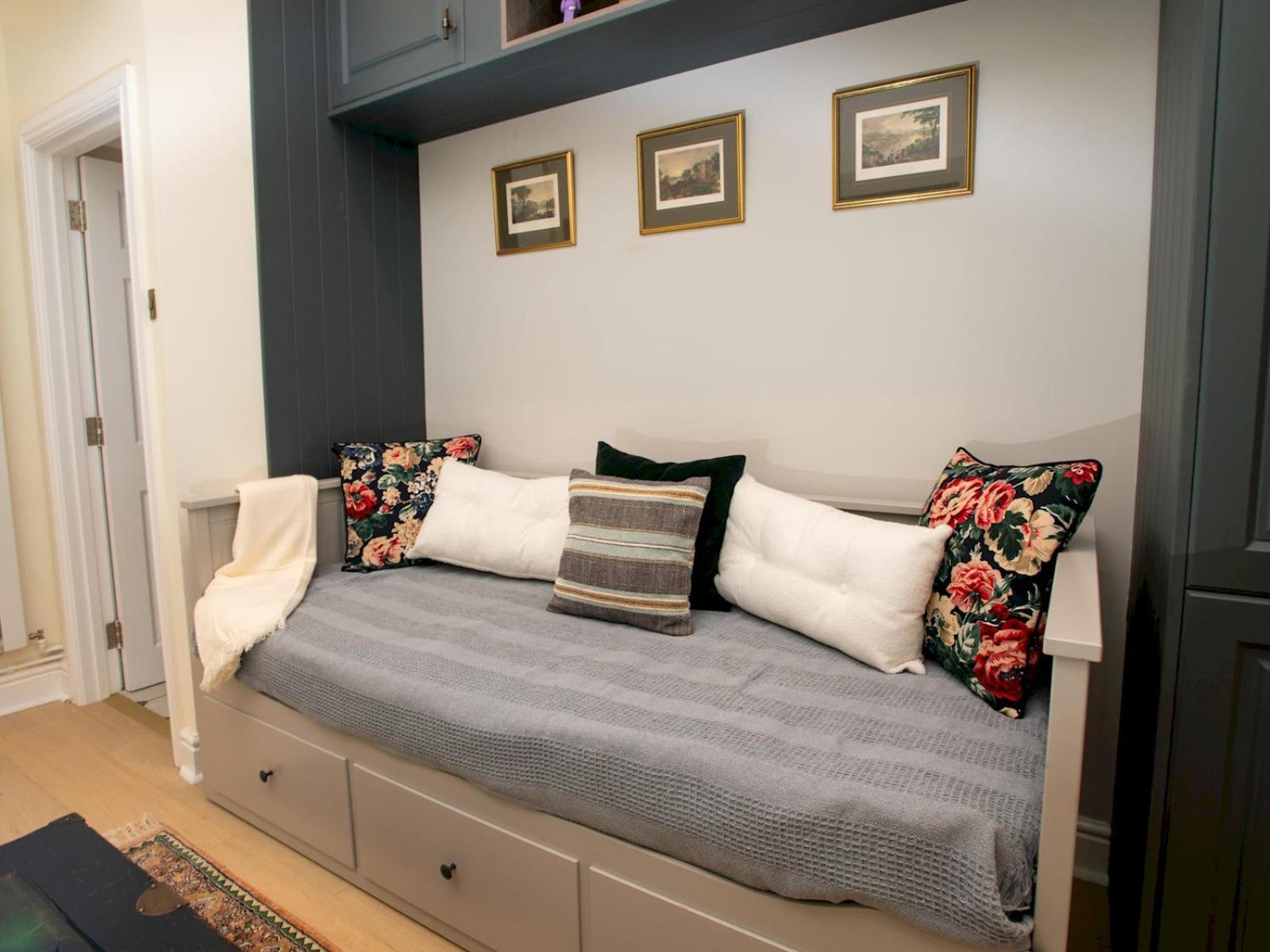 Characterful Flat By Castle Pass The Keys *