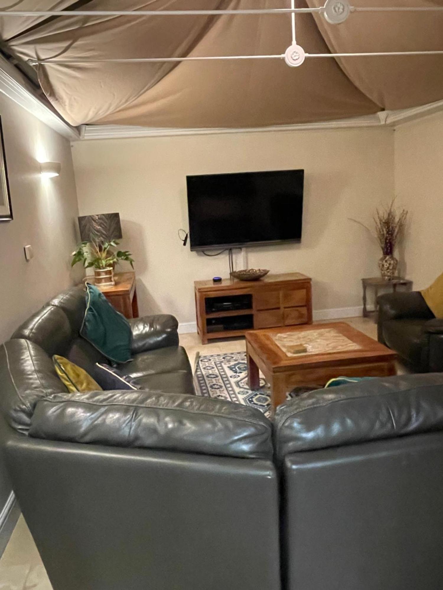 Wayside , 3 Bed , 2 Bath Charming House Close To Lincoln