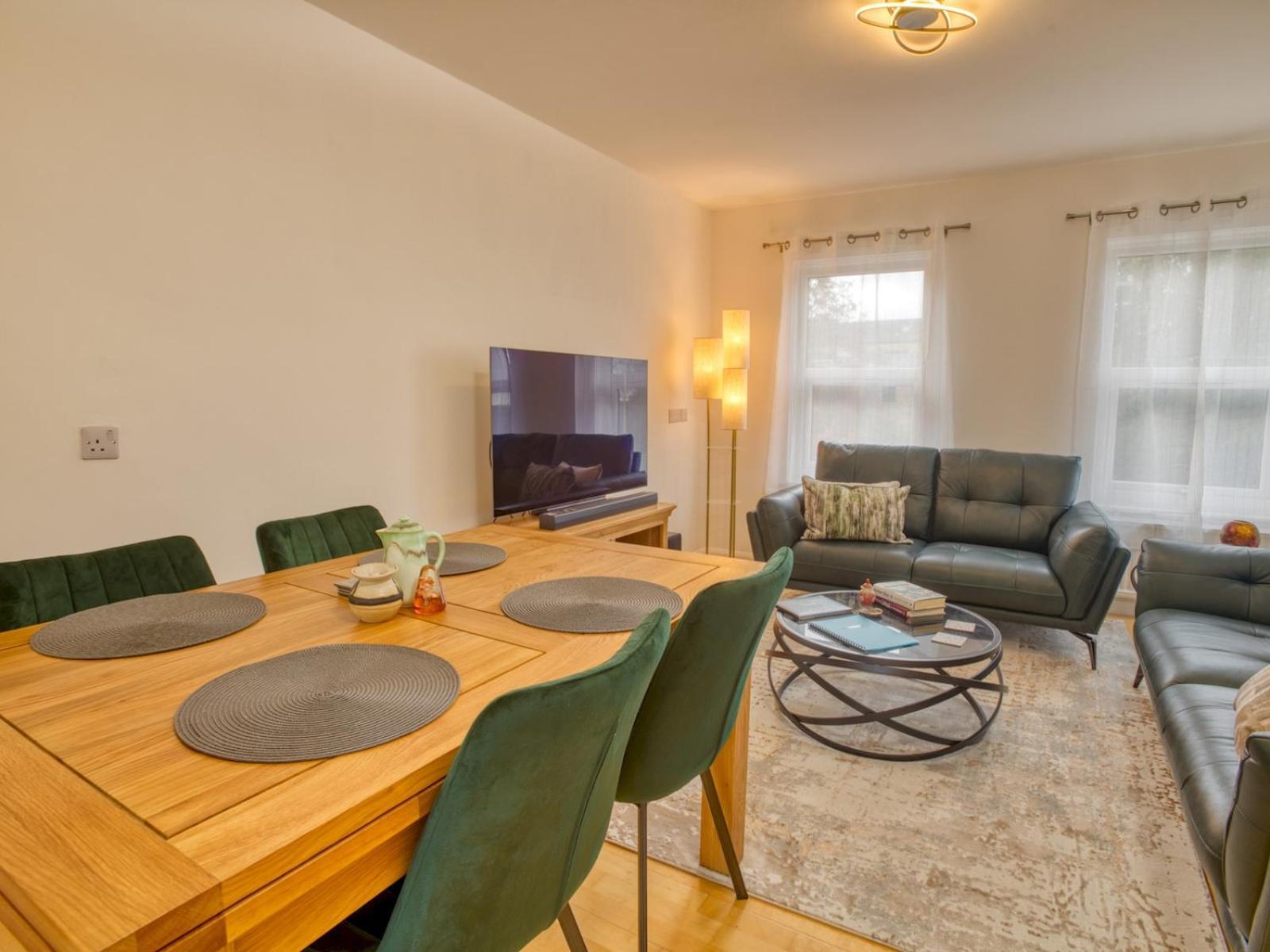 Pass The Keys Cathedral Views Luxury Living Historic Apartment