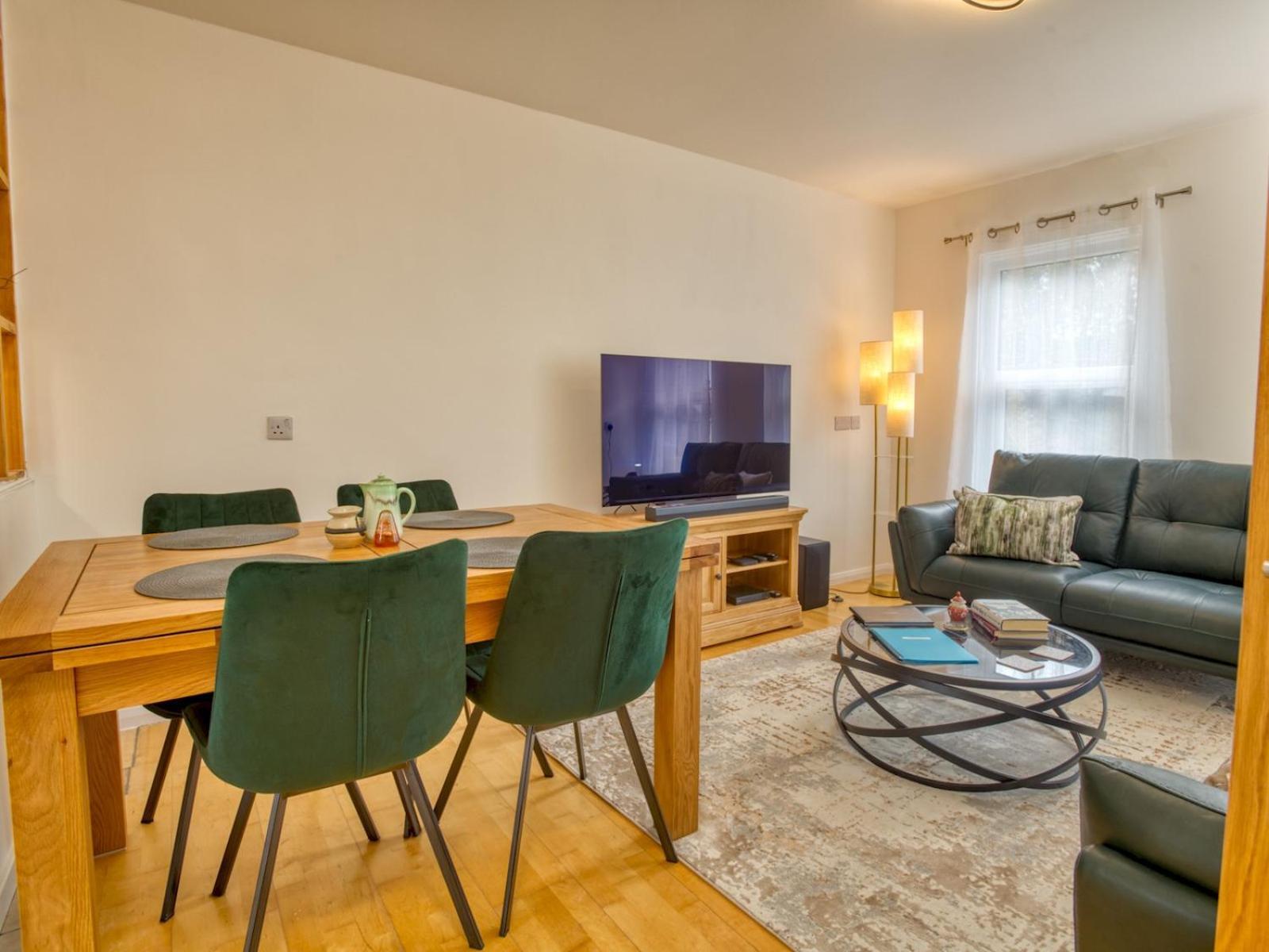 Pass The Keys Cathedral Views Luxury Living Historic Apartment