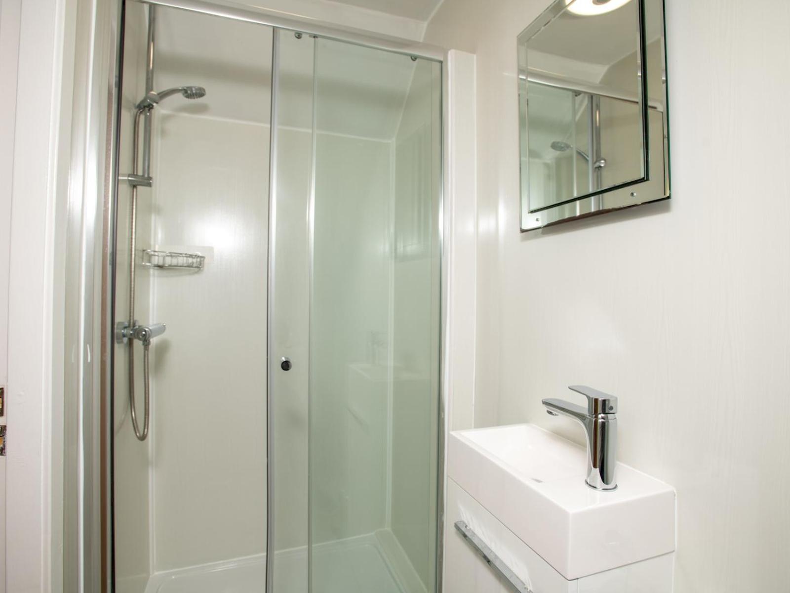 Pass The Keys Cathedral Views Luxury Living Historic Apartment *
