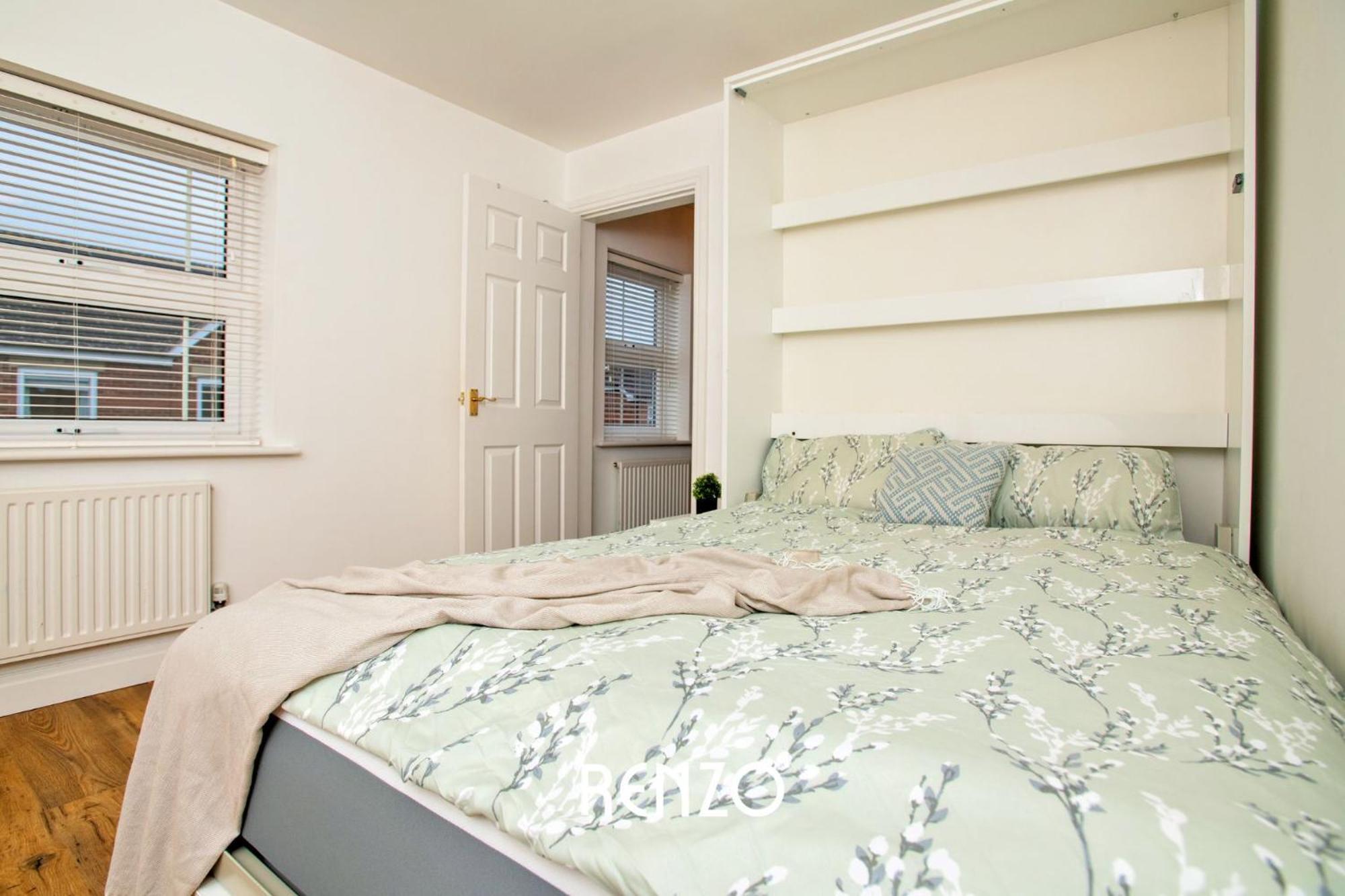 Apartment Incredible And Charming 4-bed In By Renzo, Free Parking, Close To Hospital! Lincoln
