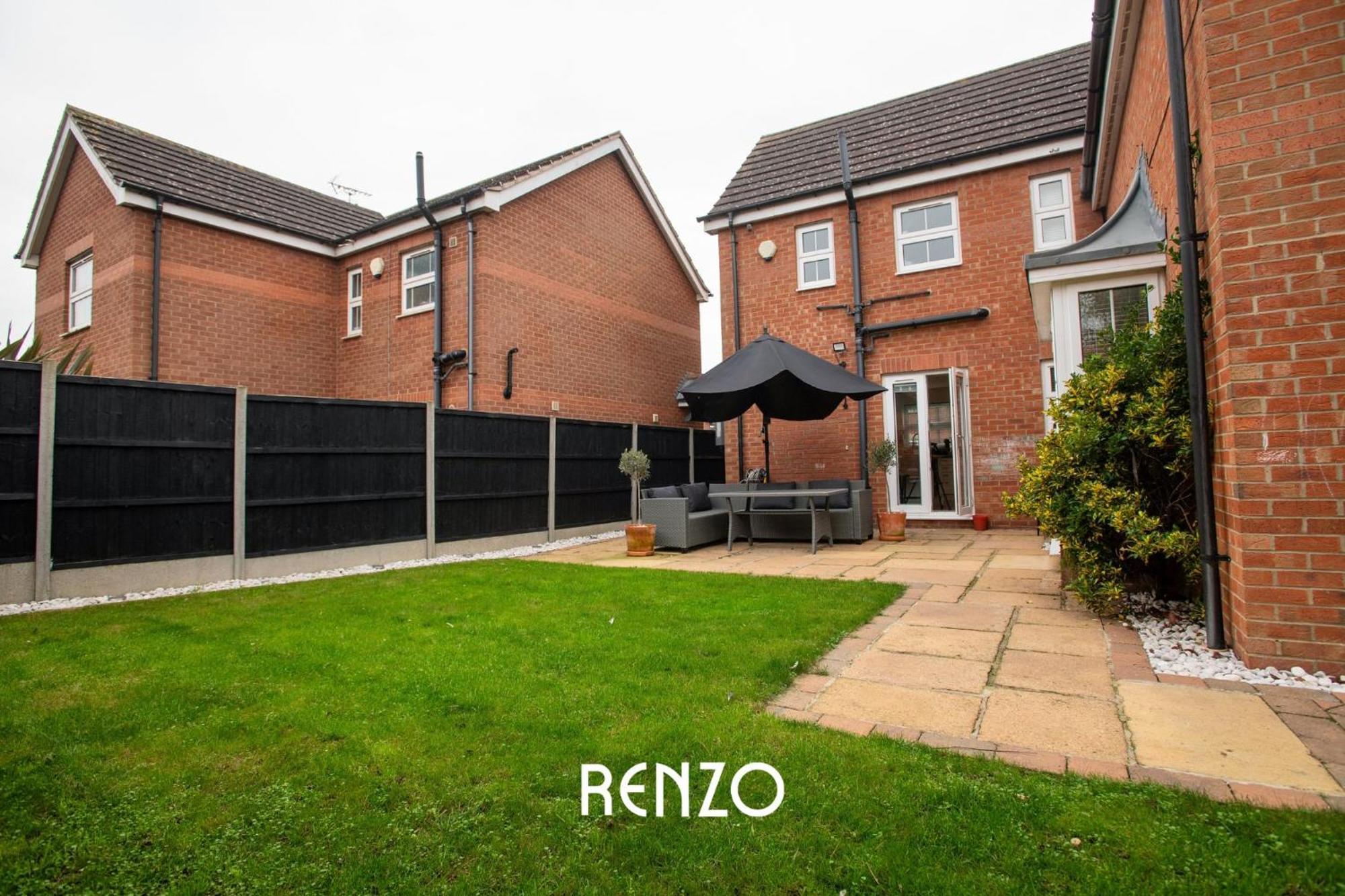 Apartment Incredible And Charming 4-bed In By Renzo, Free Parking, Close To Hospital! *