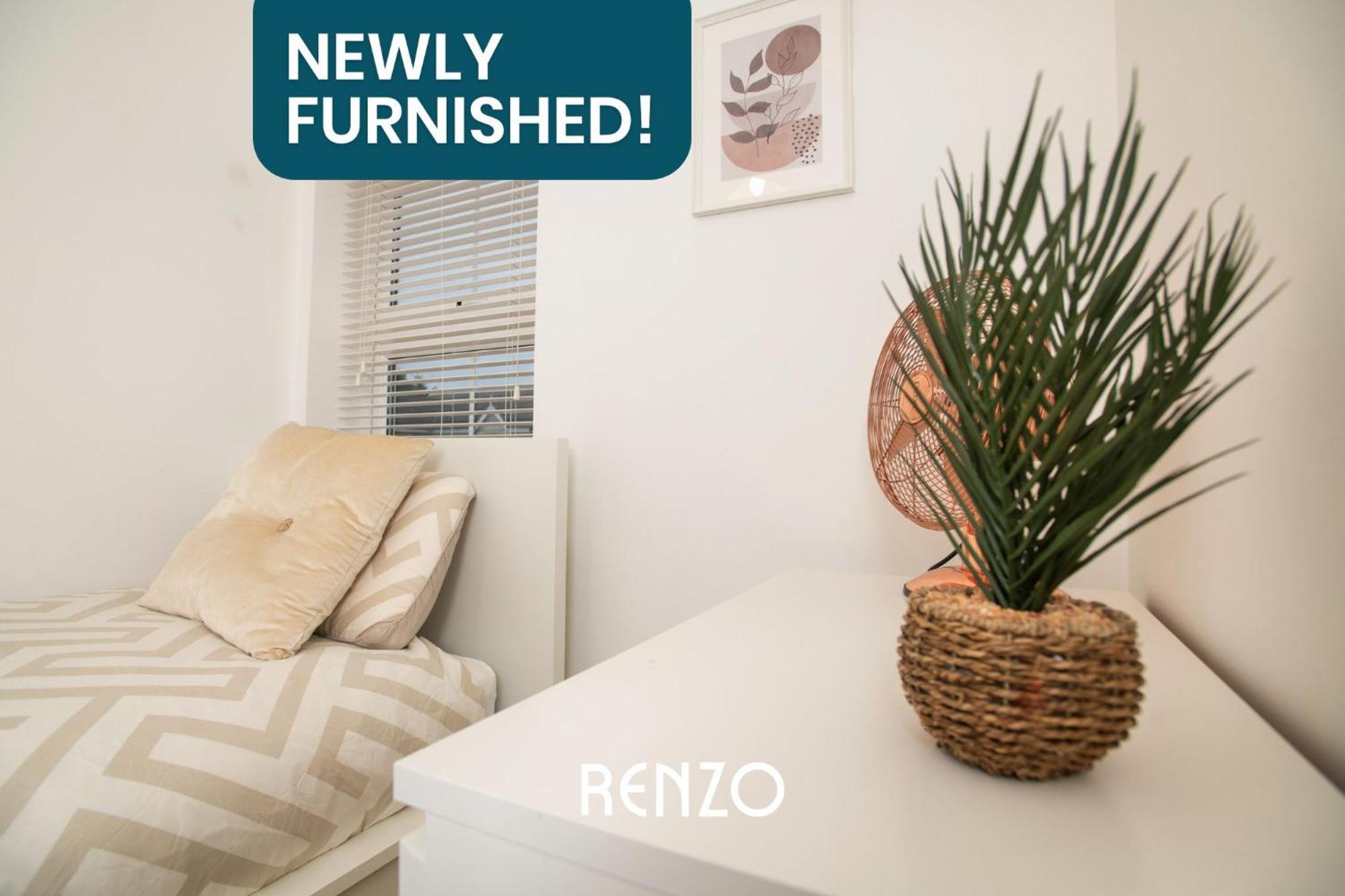 Incredible And Charming 4-bed In By Renzo, Free Parking, Close To Hospital! Apartment *