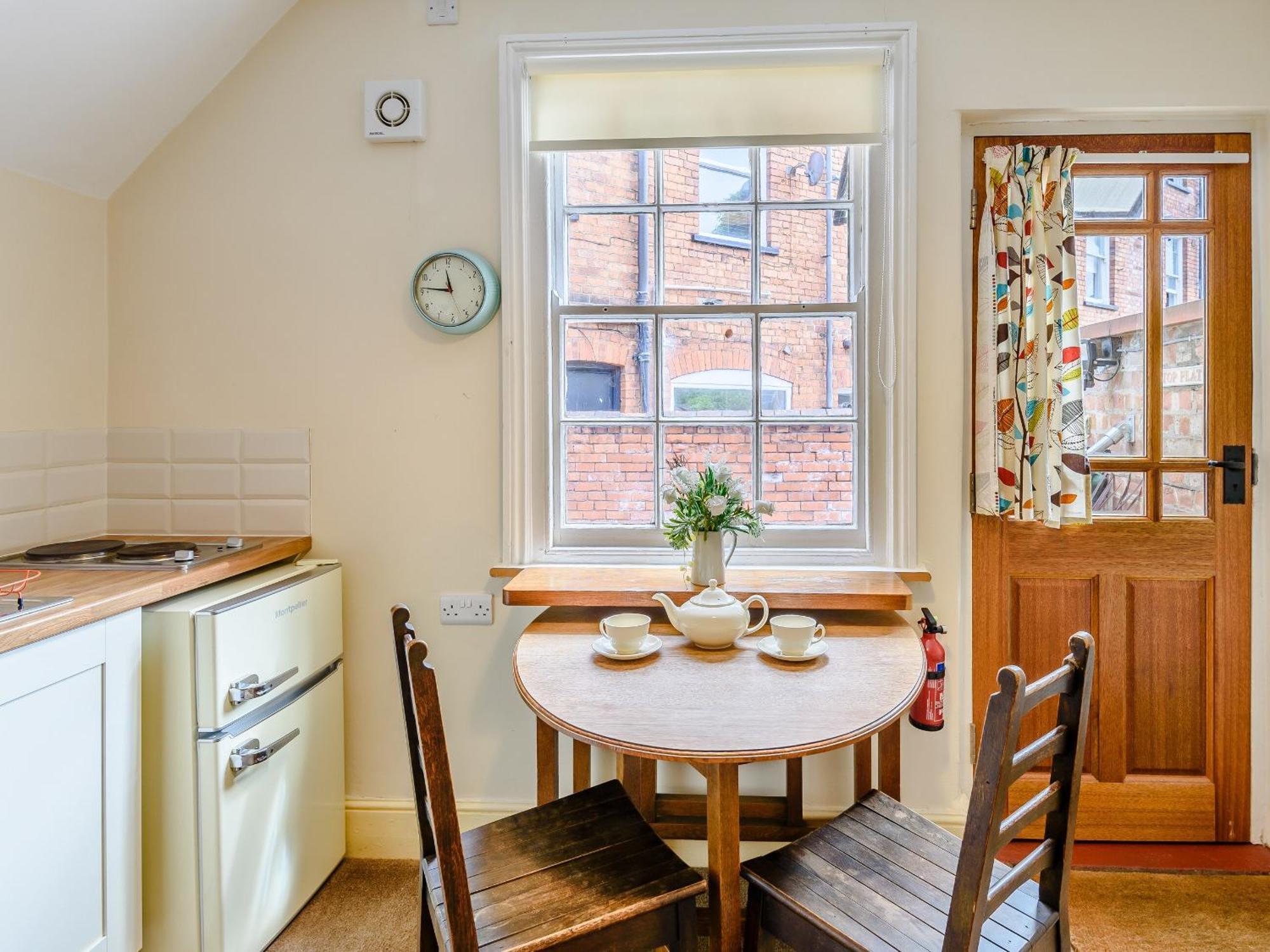 Flat-uk35142 Lincoln