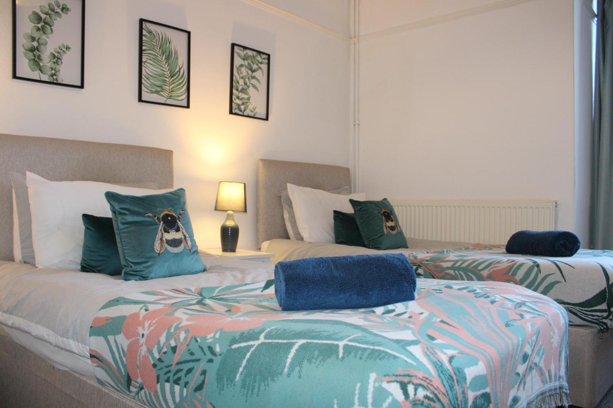 Apartment Tennyson Street Central- Spacious 5 Bedroom House, Perfect For Short & Long #business #leisure #contractors #relocators Lincoln