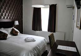 Hotel Longdales House 4*