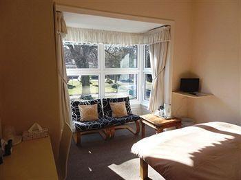Tennyson 4*