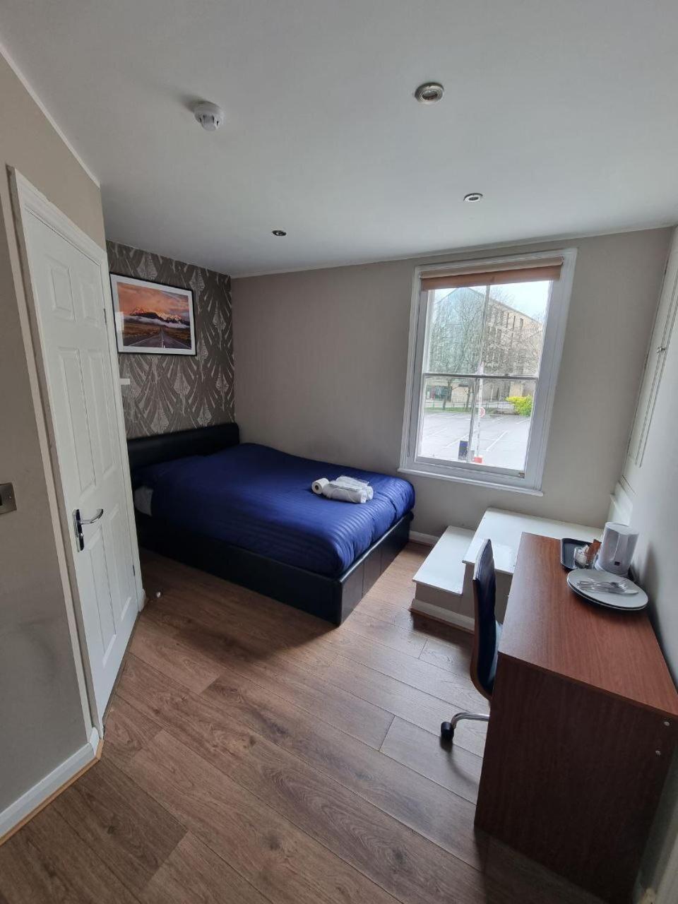 2 Danesgate Bed & Breakfast *