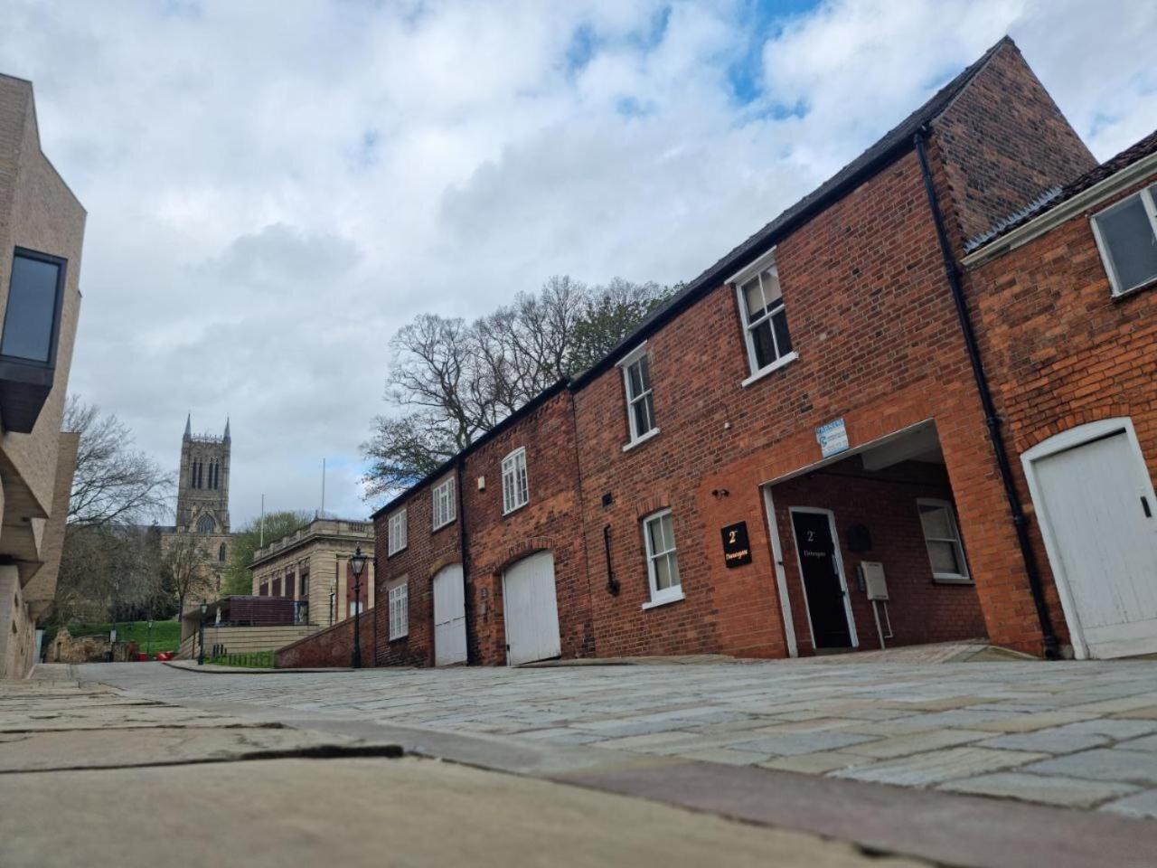 2 Danesgate Lincoln