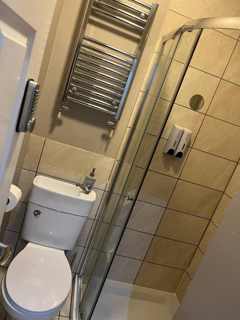 2 Danesgate Bed & Breakfast *