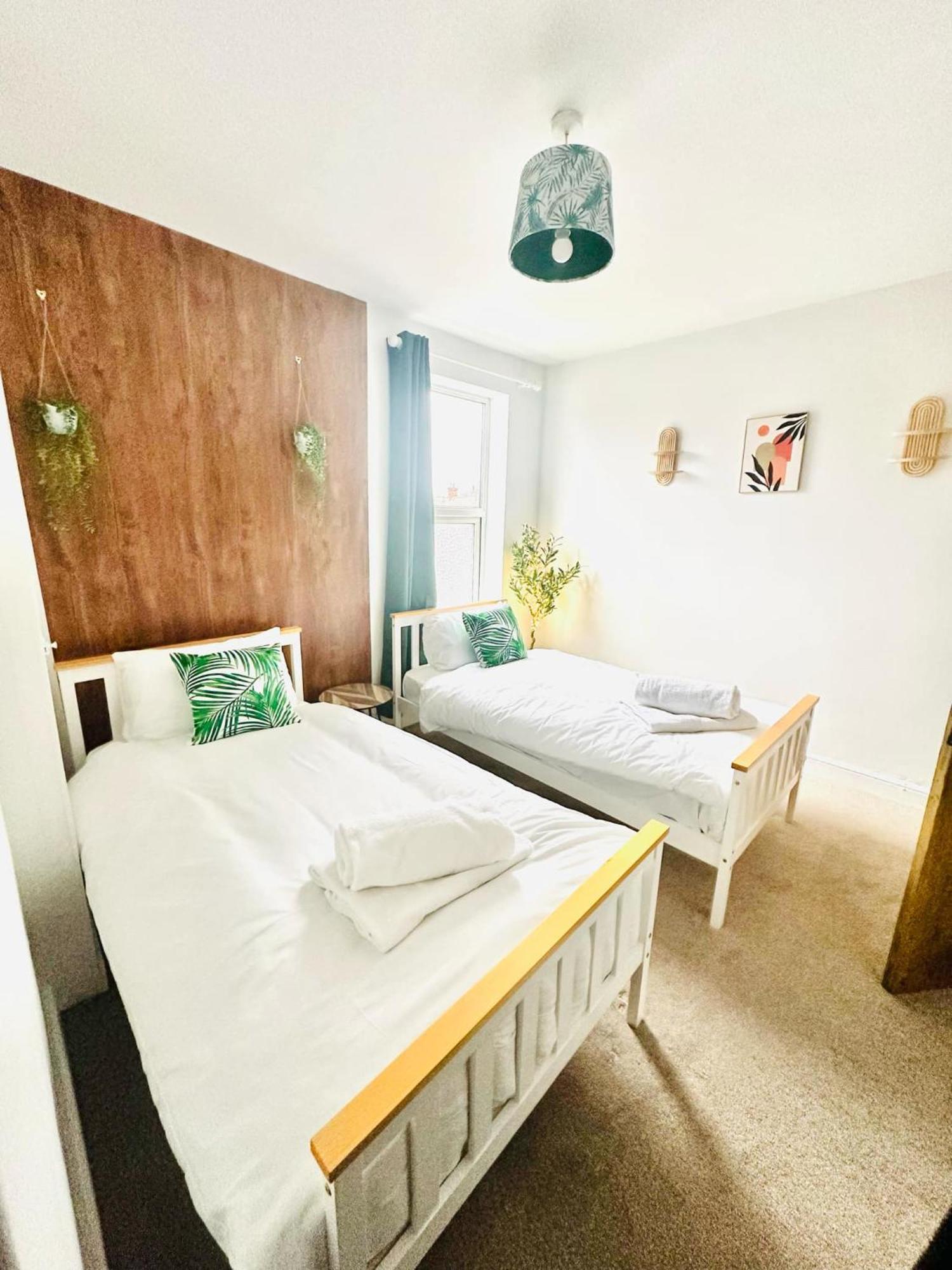 Three Bedroom House Lincoln 10 Mins Walk To Brayford Wharf And Free Parking * Lincoln