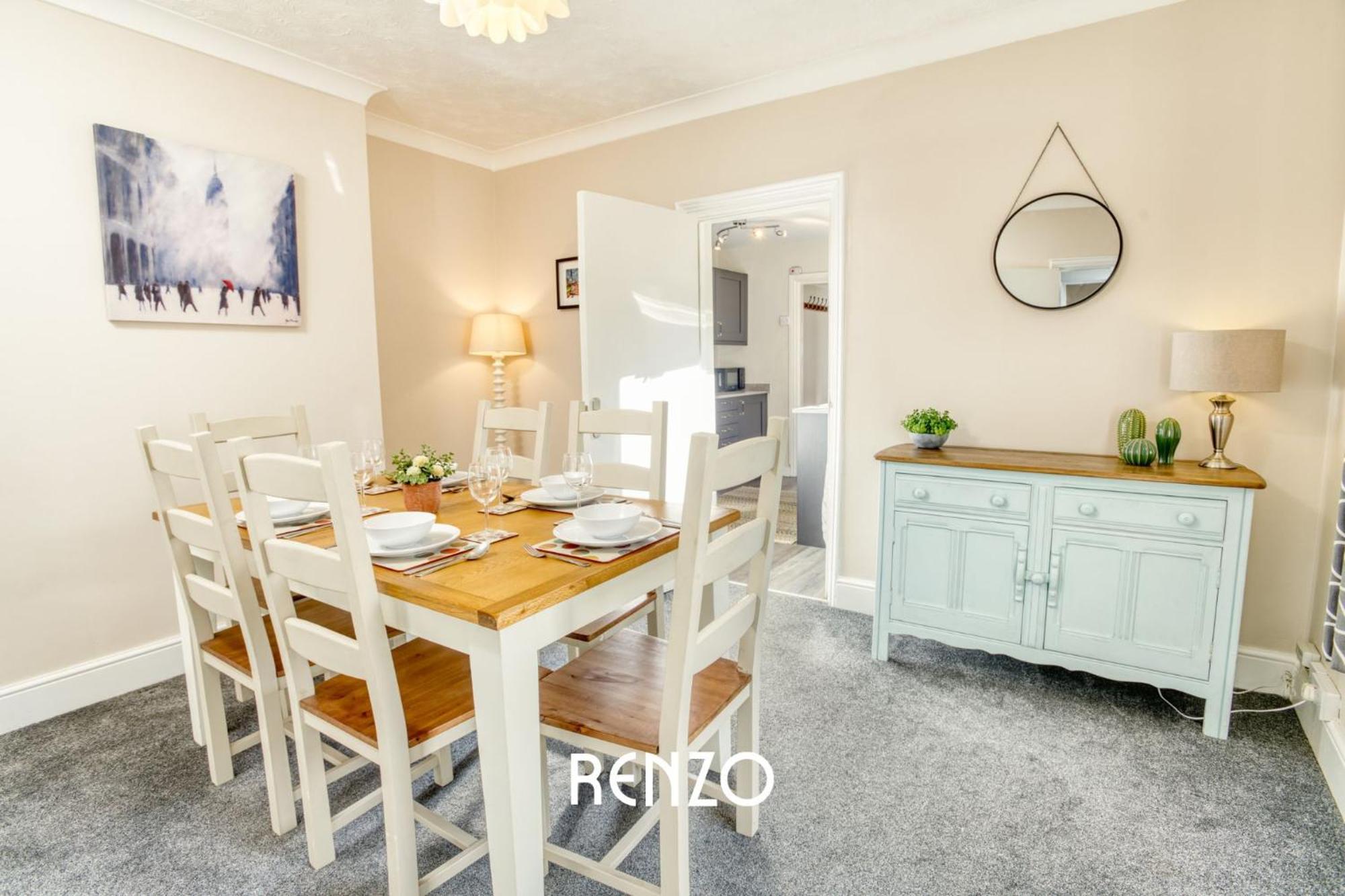 Bright And Warm 3-beds In By Renzo, Driveway Parking, Sleeps 6! Apartment Lincoln