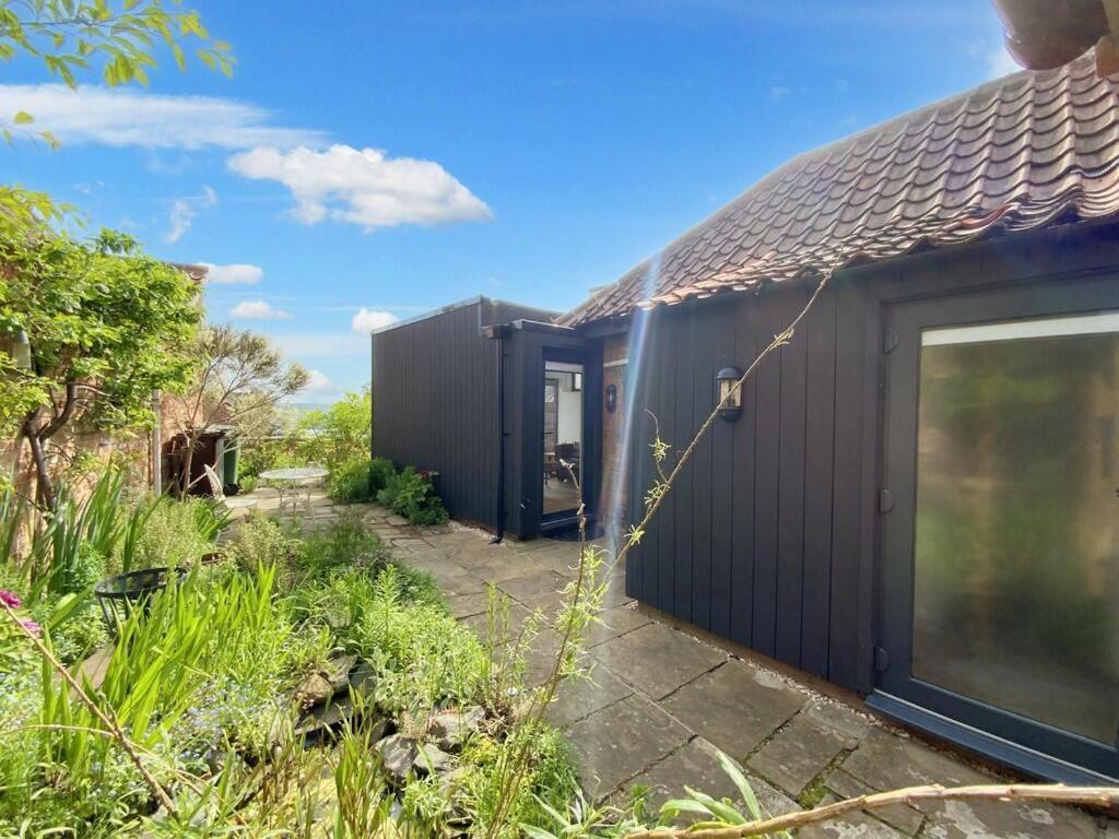 Stylish And Private In The Cathedral Quarter Holiday home Lincoln